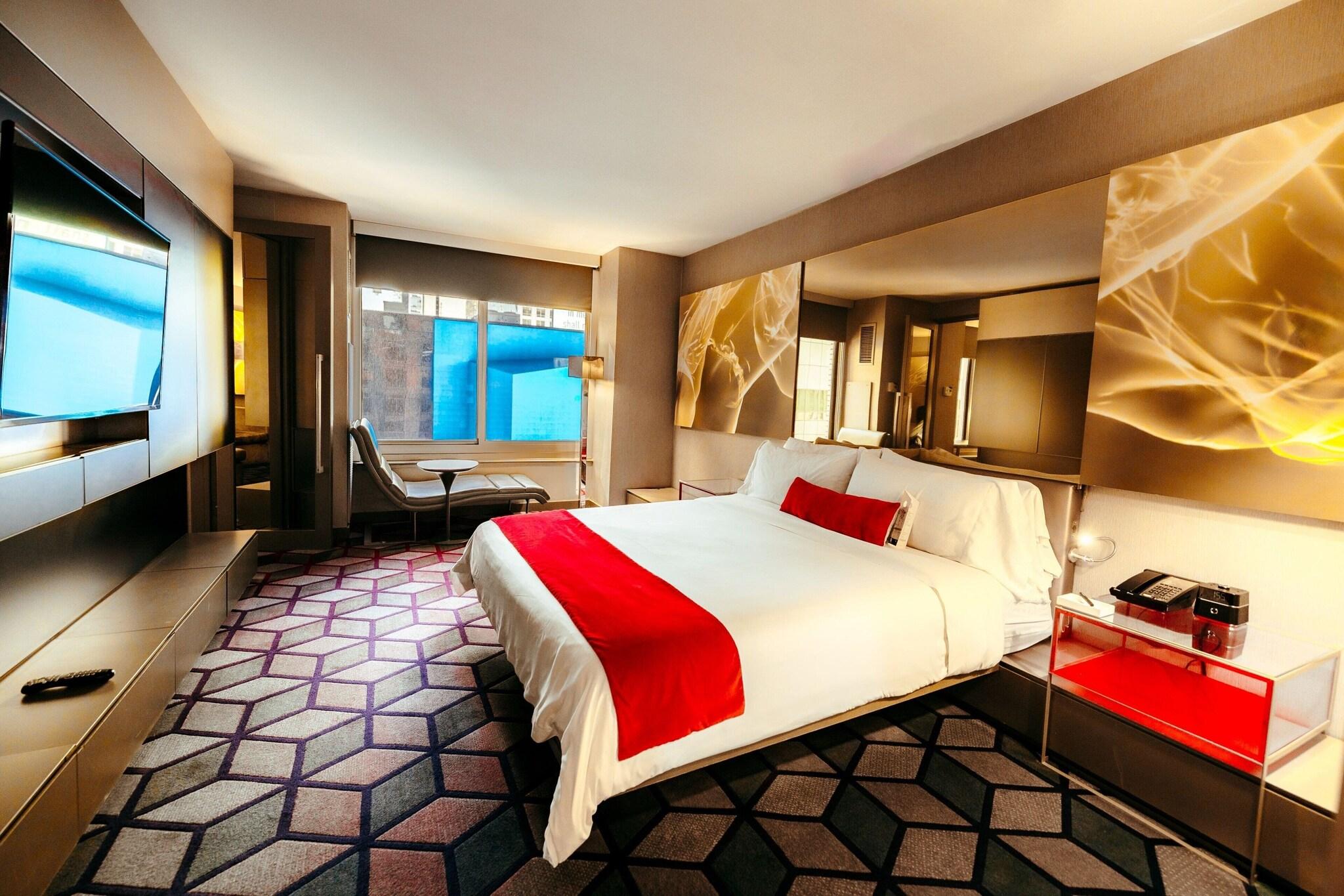 Suite King Size Bed
