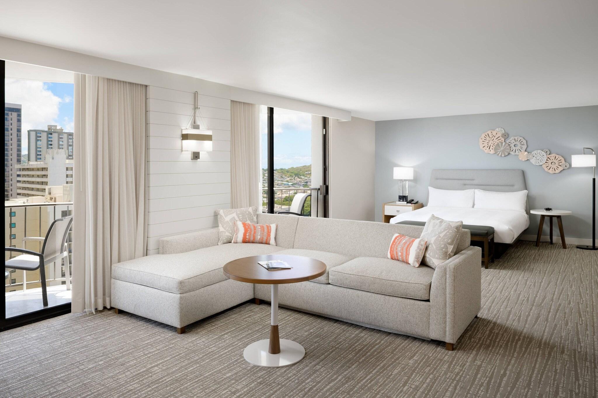 Junior Suite City View King Bed