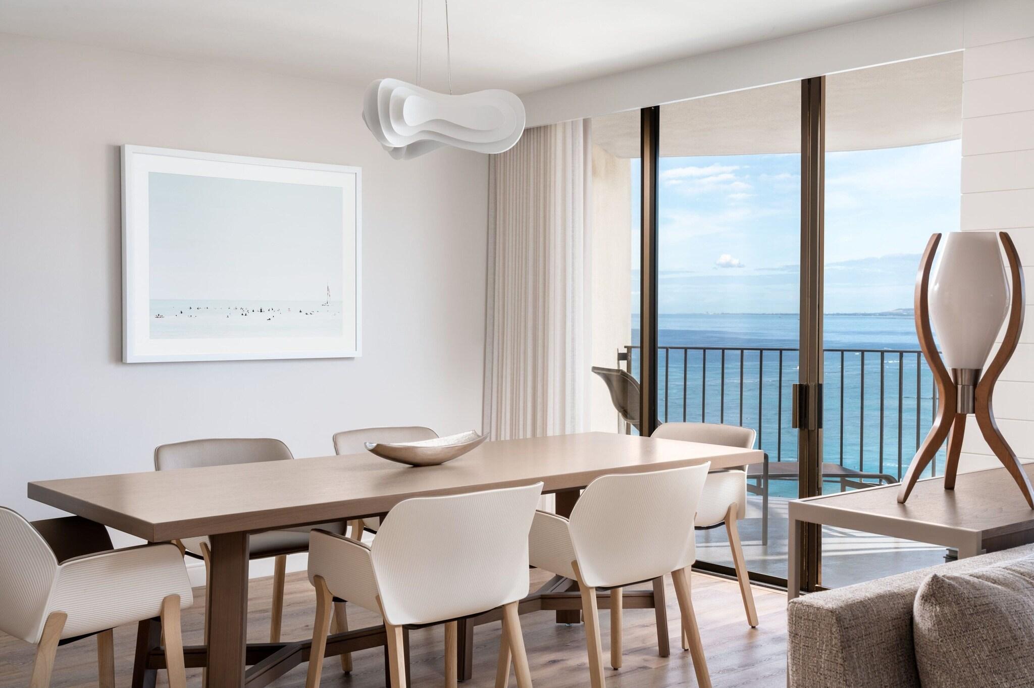 Suite Deluxe with Views