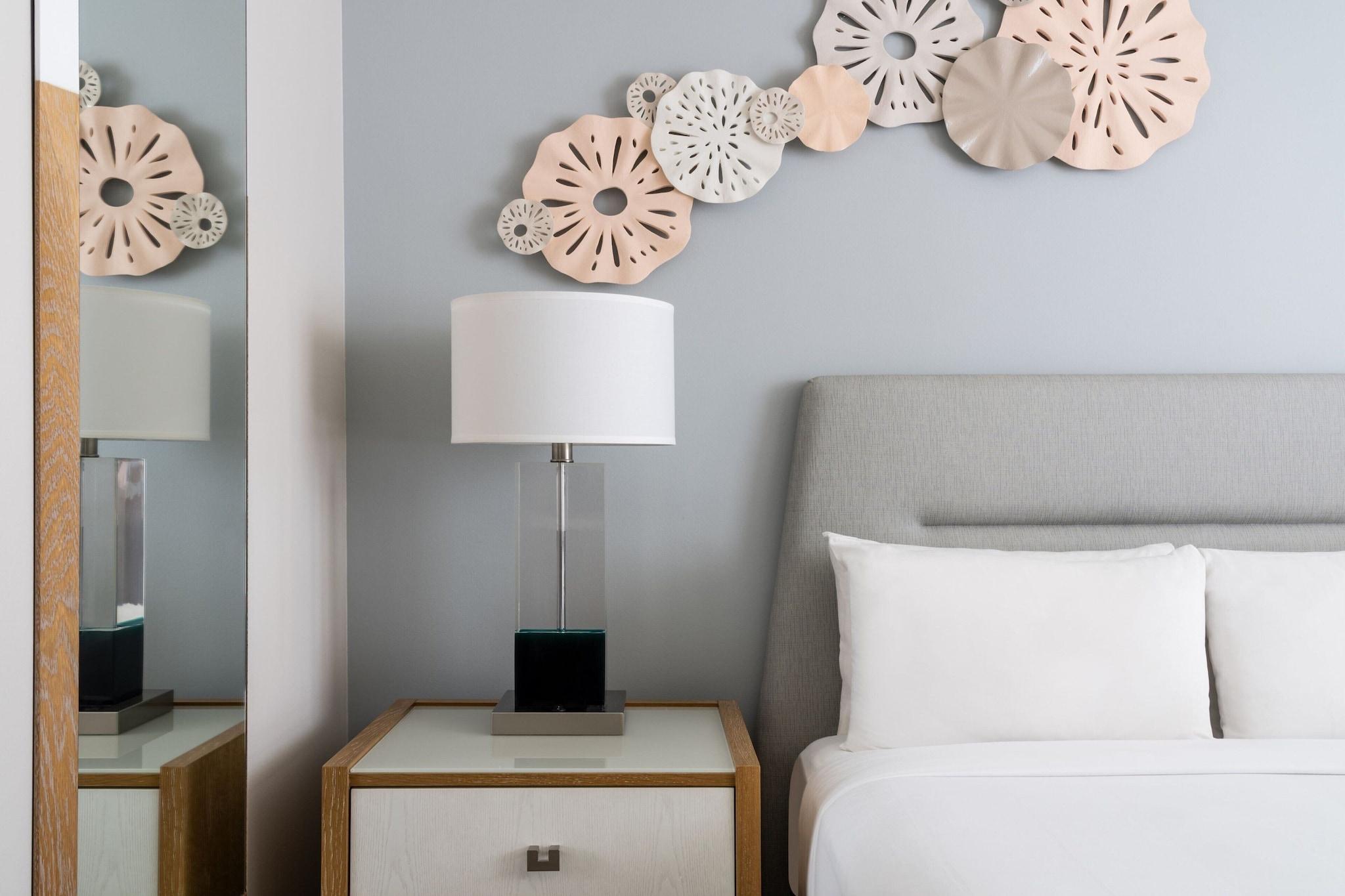 Double City View King Bed