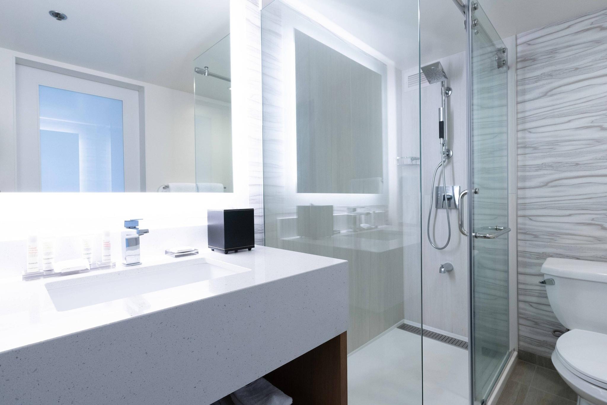 Double Accessible with Views