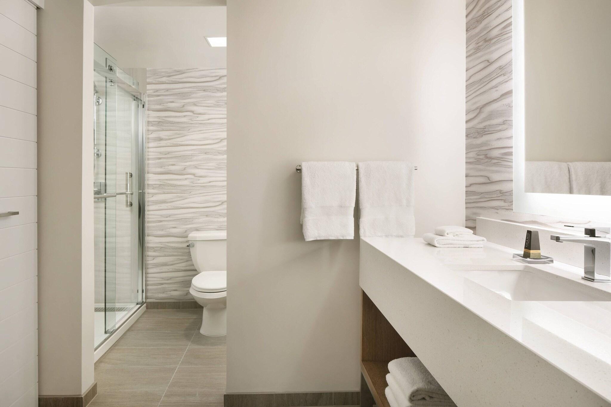 Suite Accessible Two Double Beds