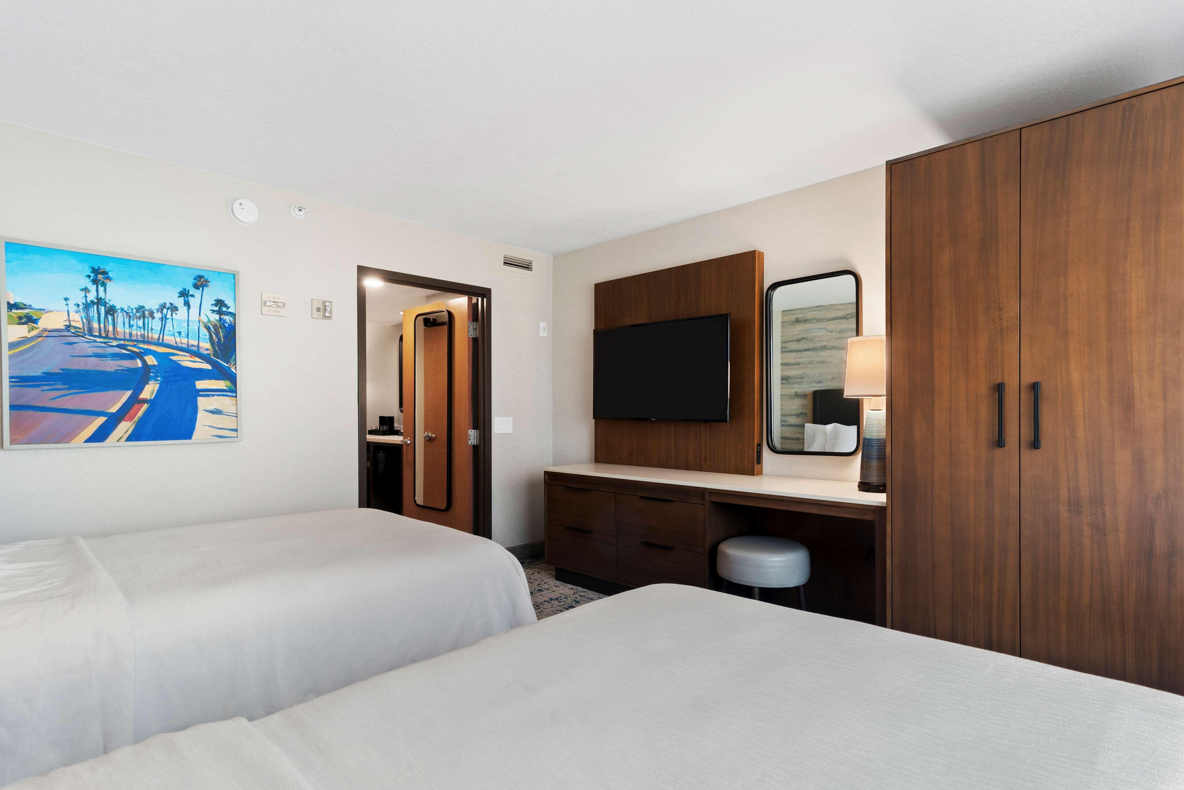 Suite Two Double Beds One Bedroom 