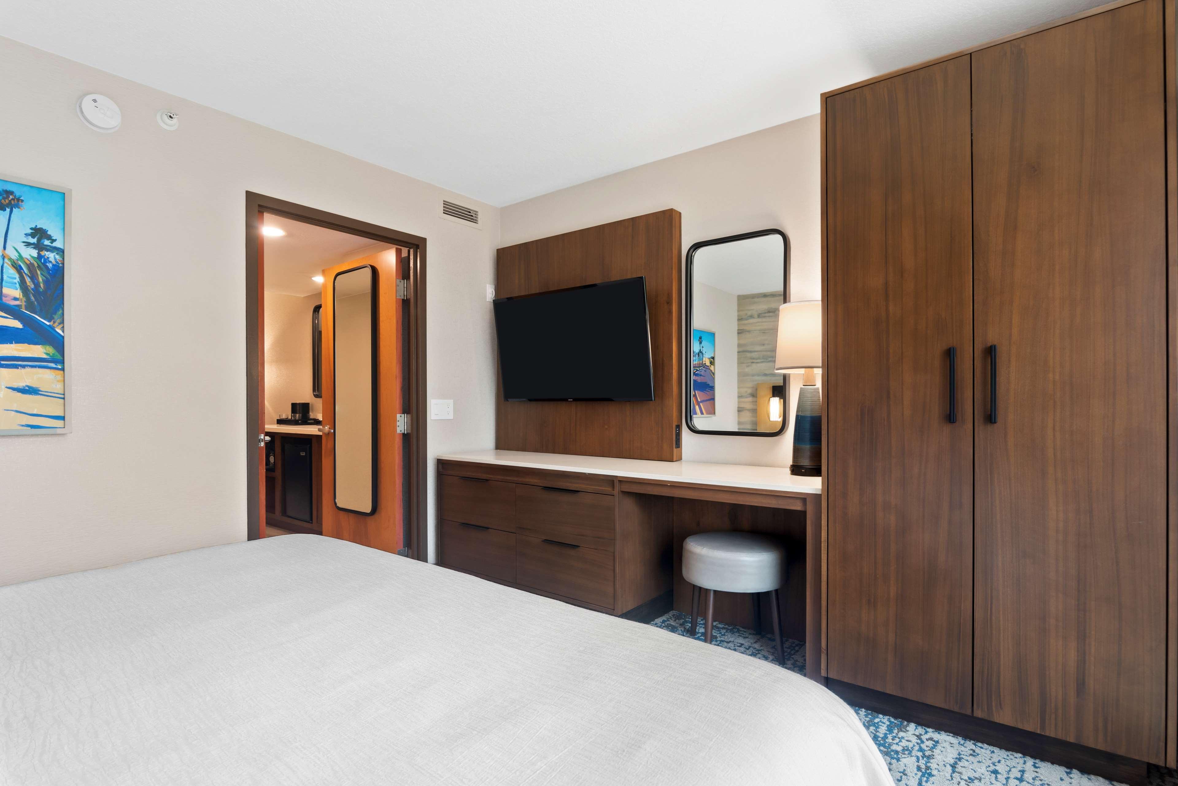 Suite King Bed Non Smoking