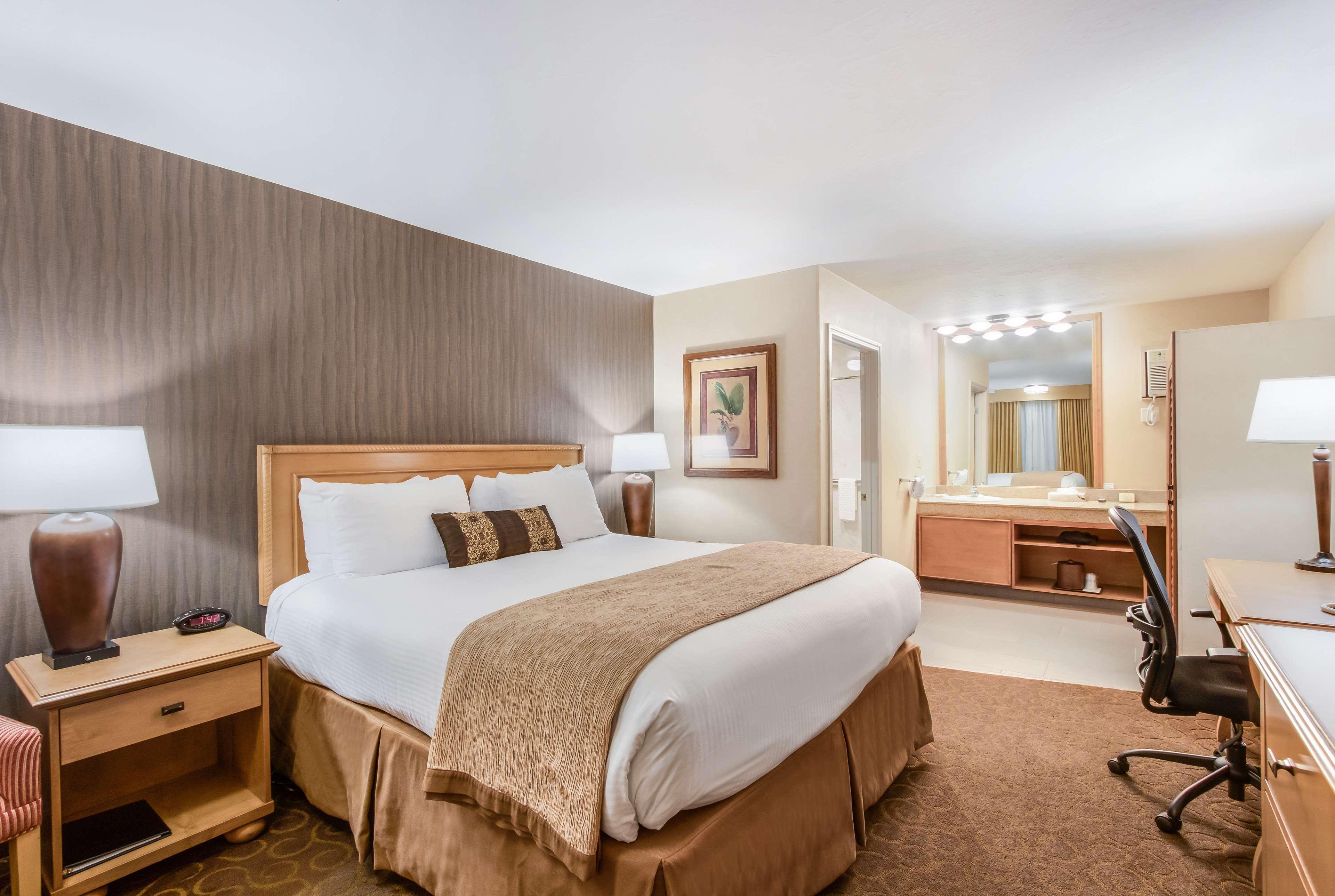 Room Two Double Beds Non Smoking