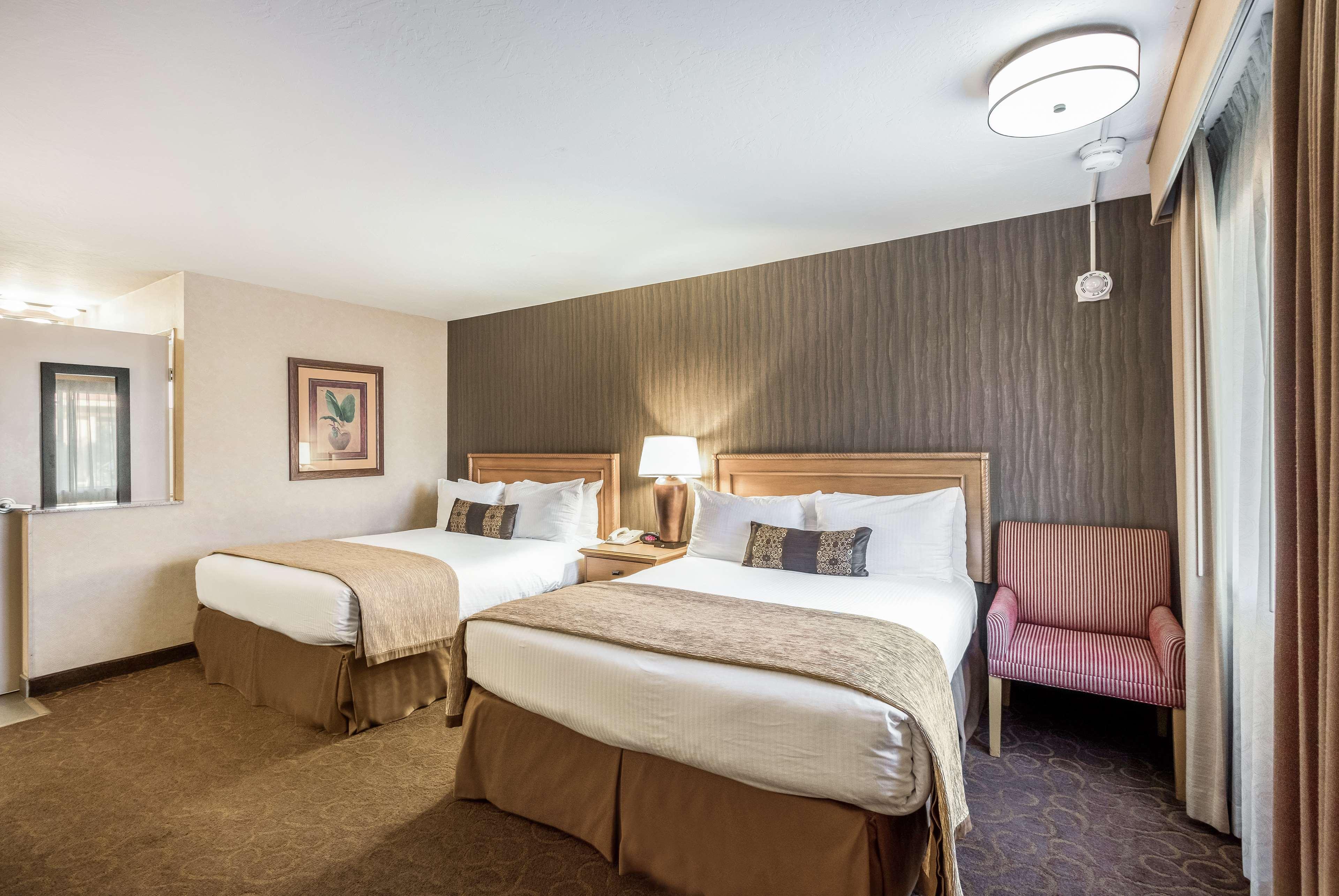 Room Two Double Beds Non Smoking