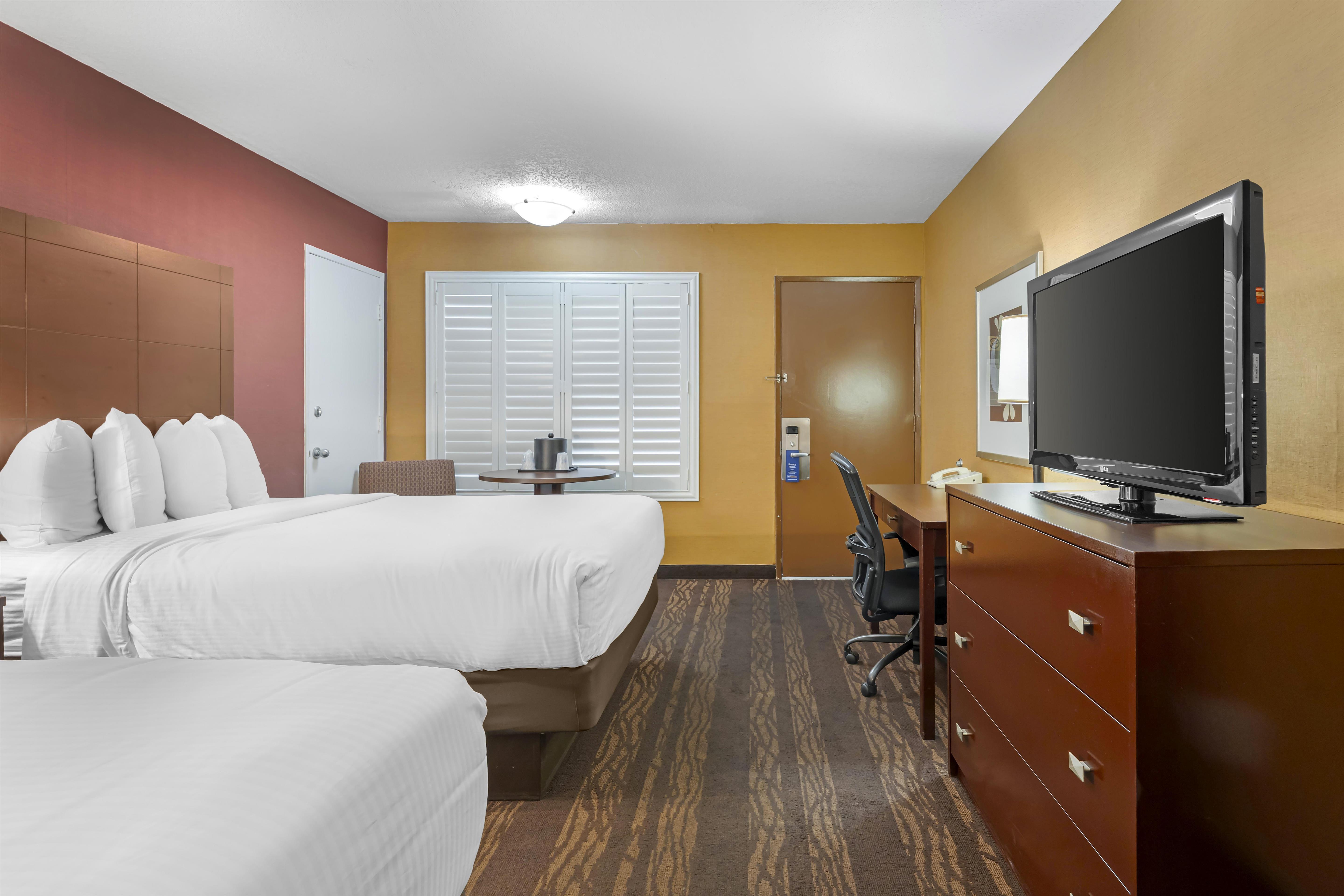 Room Two Double Beds Non Smoking