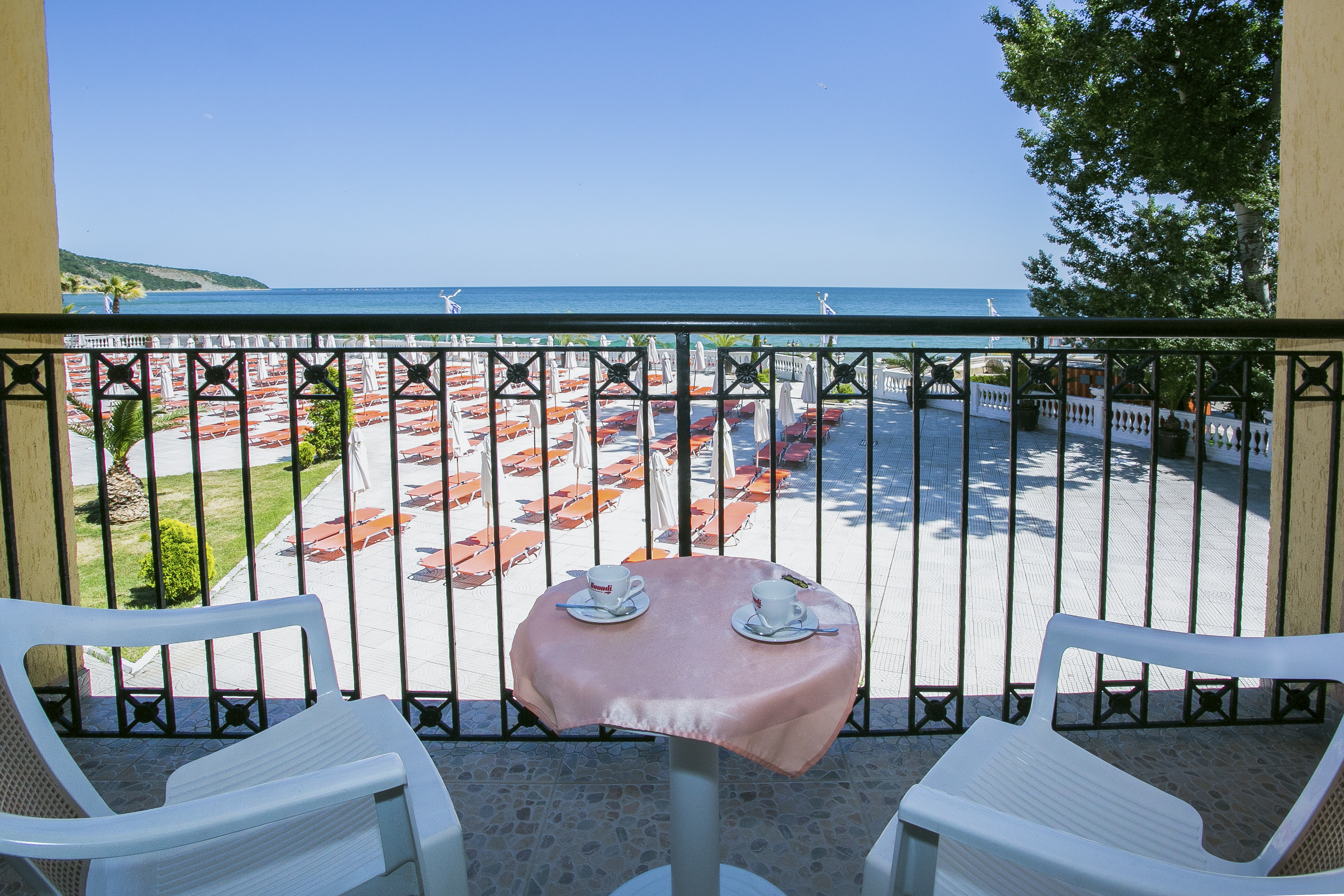 Studio Sea View Two Bedrooms