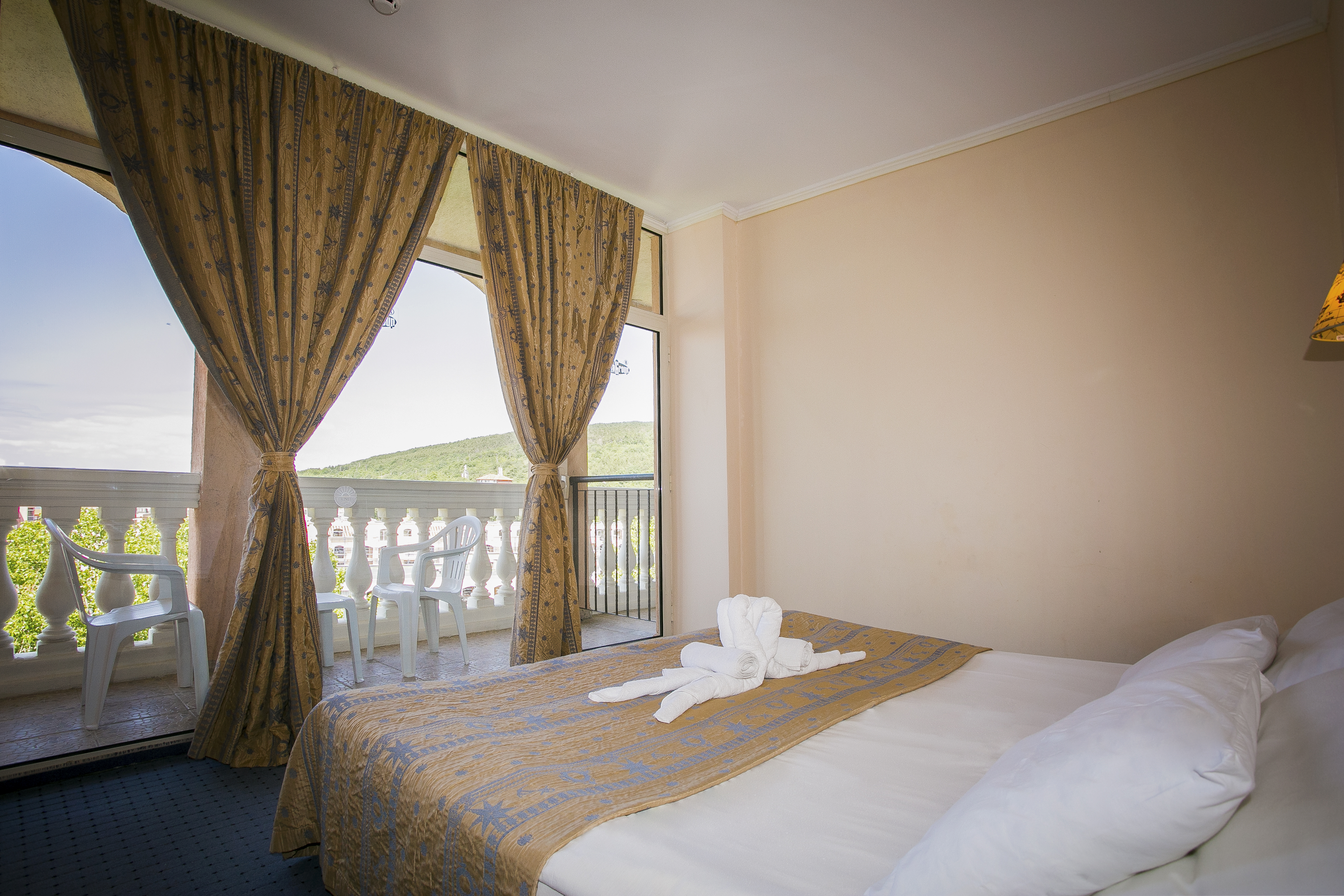 Studio Sea View Two Bedrooms