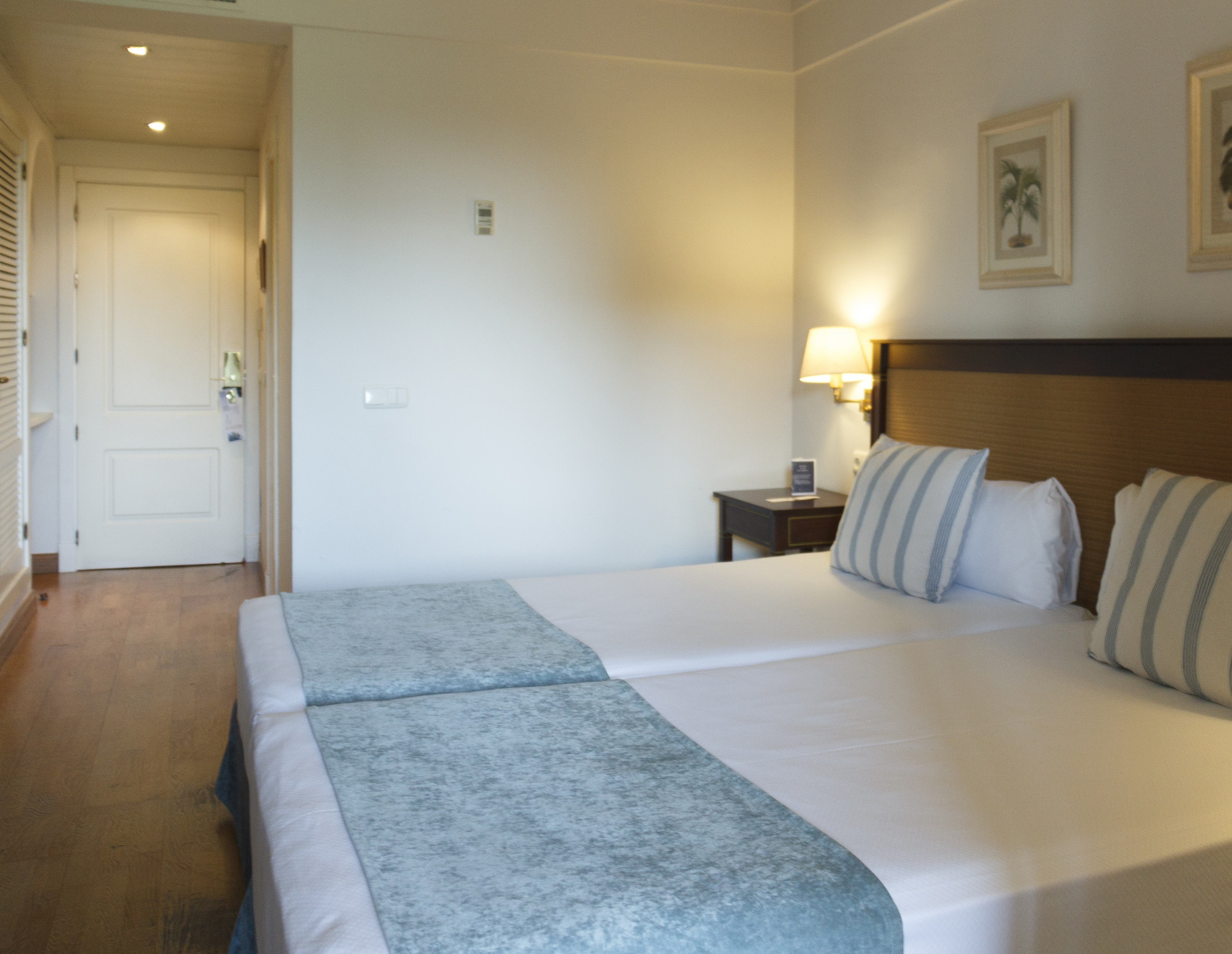 Double or Twin Standard