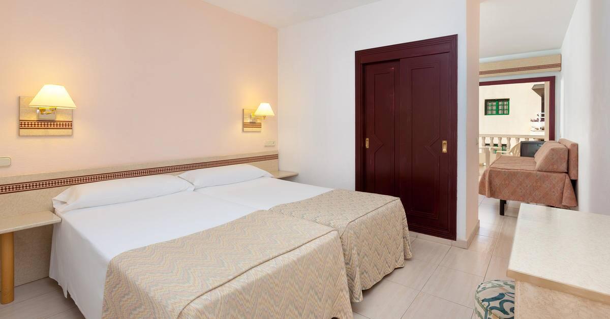 Studio Side Sea View