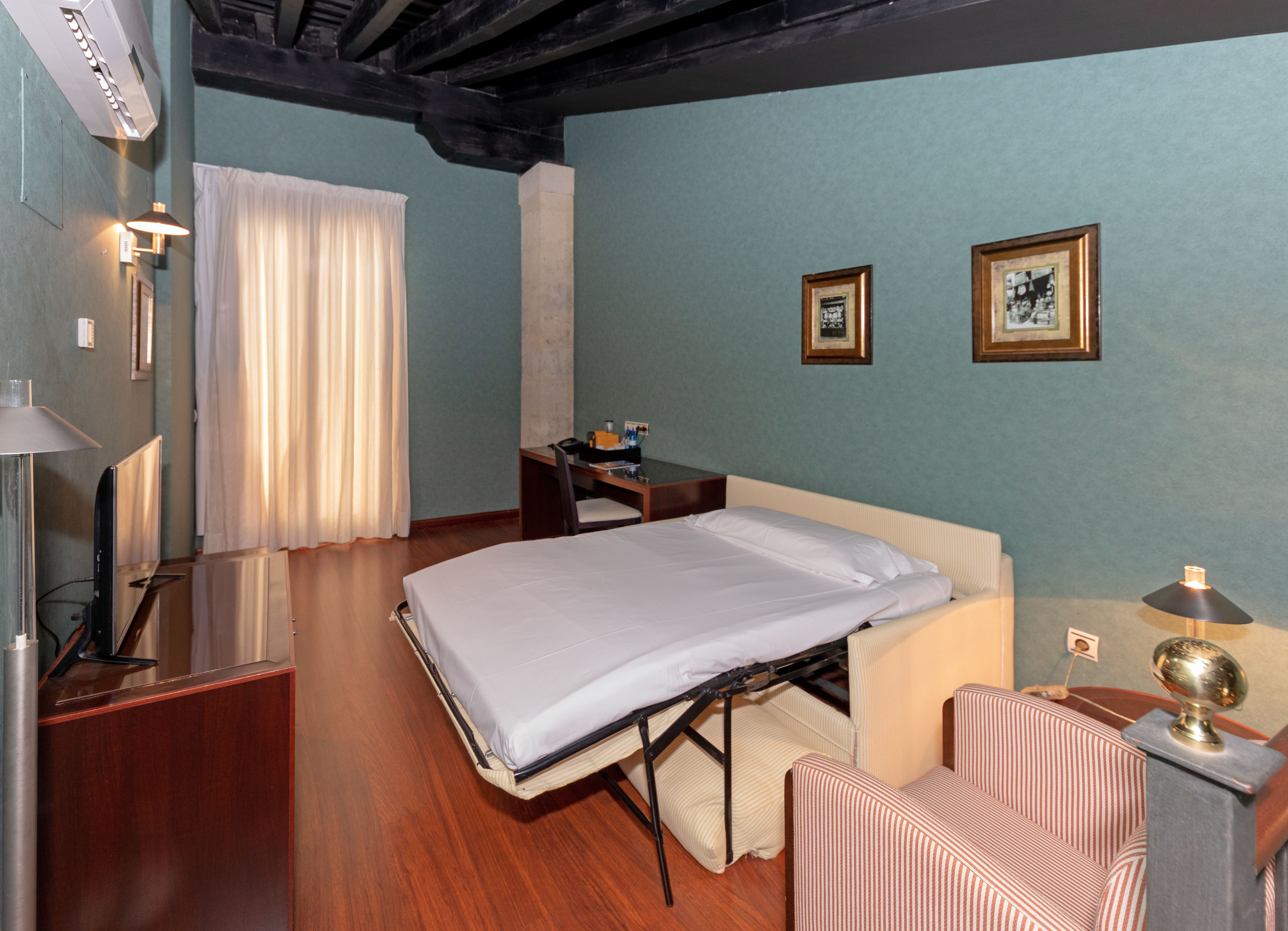 Family Room Standard