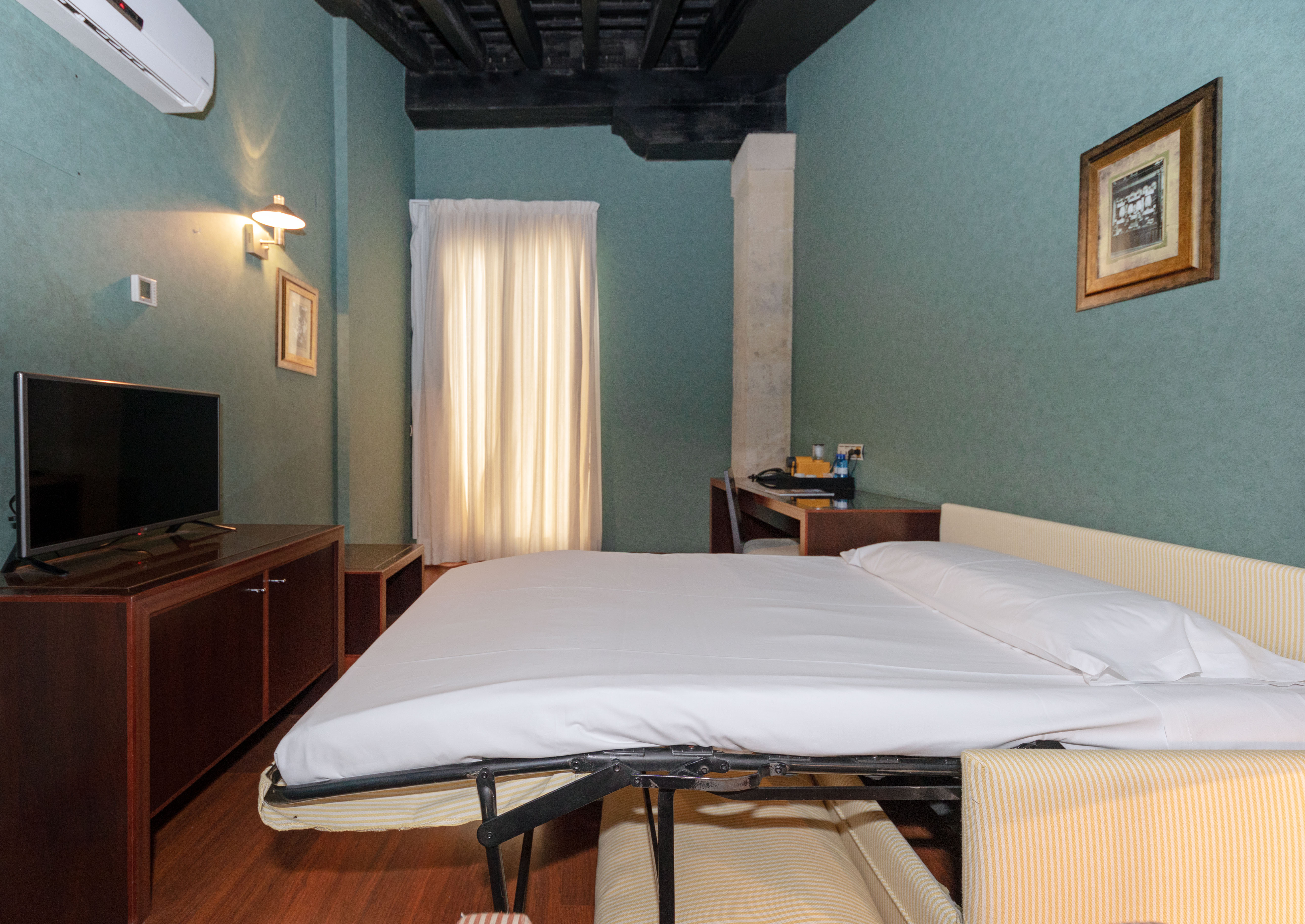 Family Room Standard