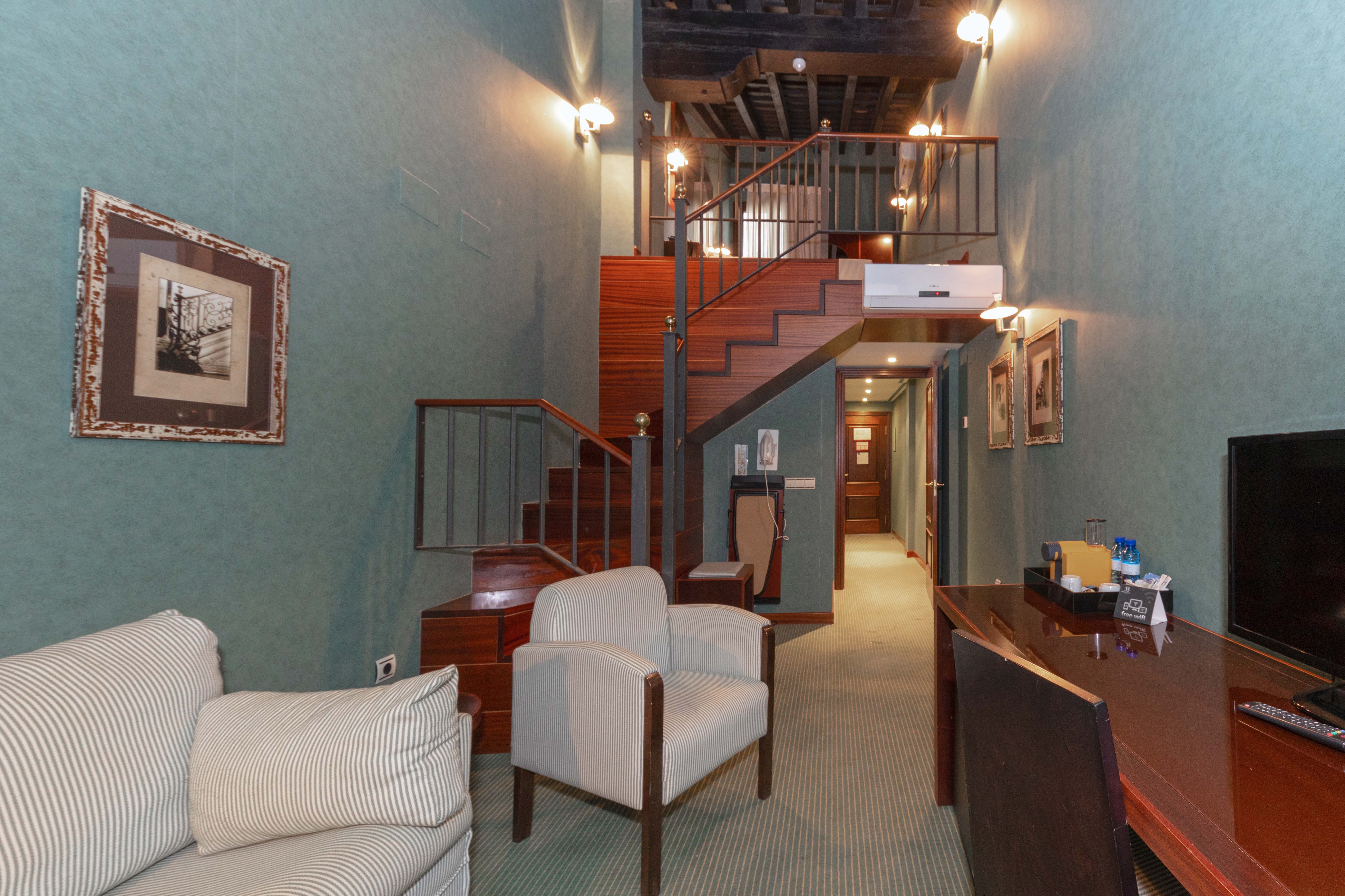 Double or Twin Executive