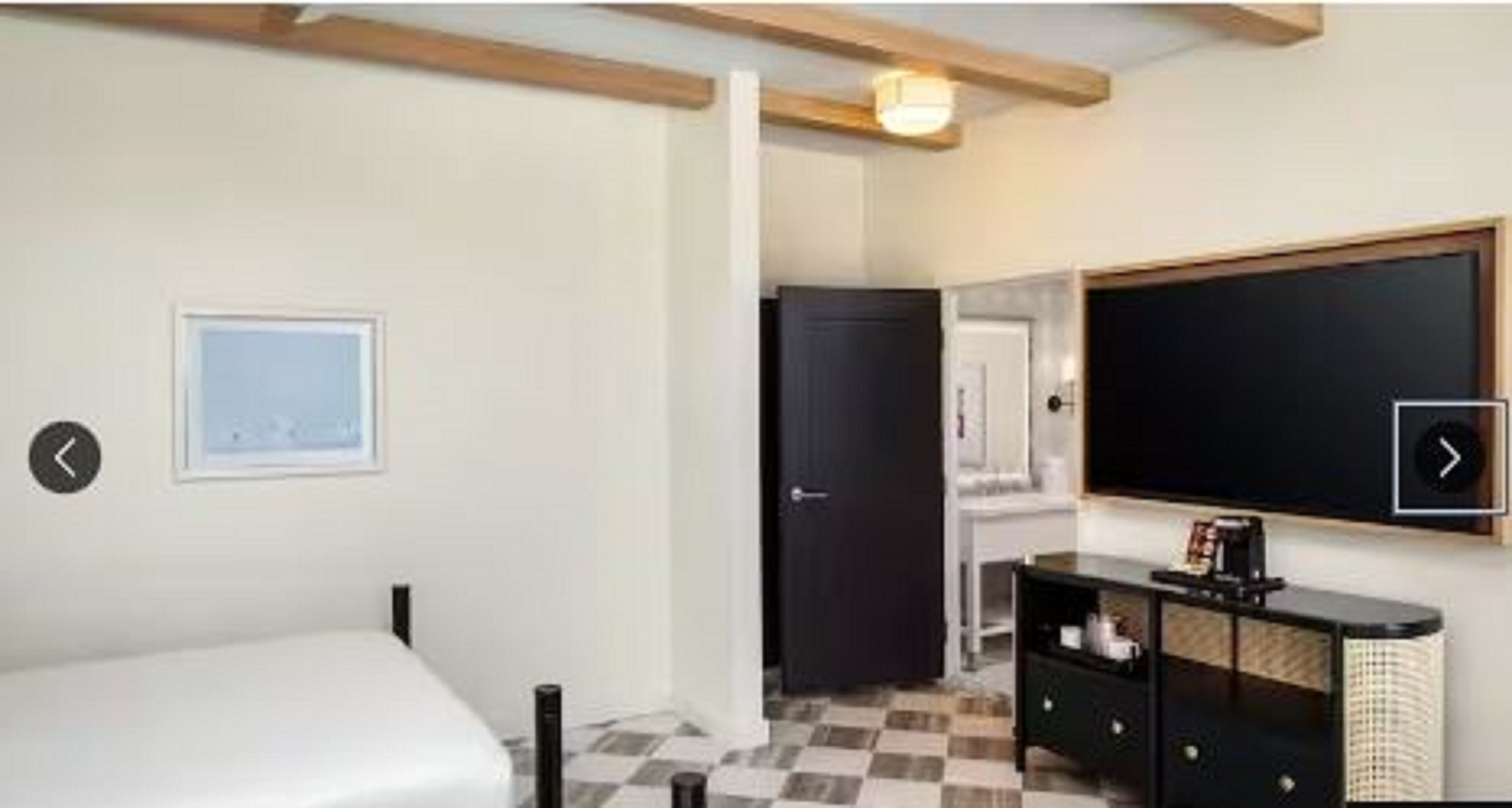 Double Two Queen Beds