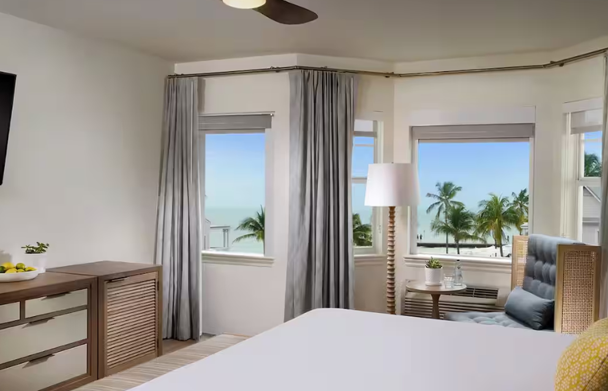 Room Partial Ocean View