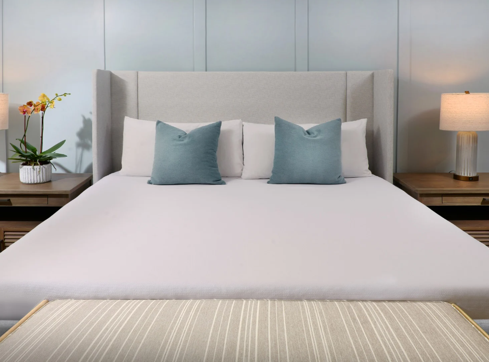 Room Queen Size Bed