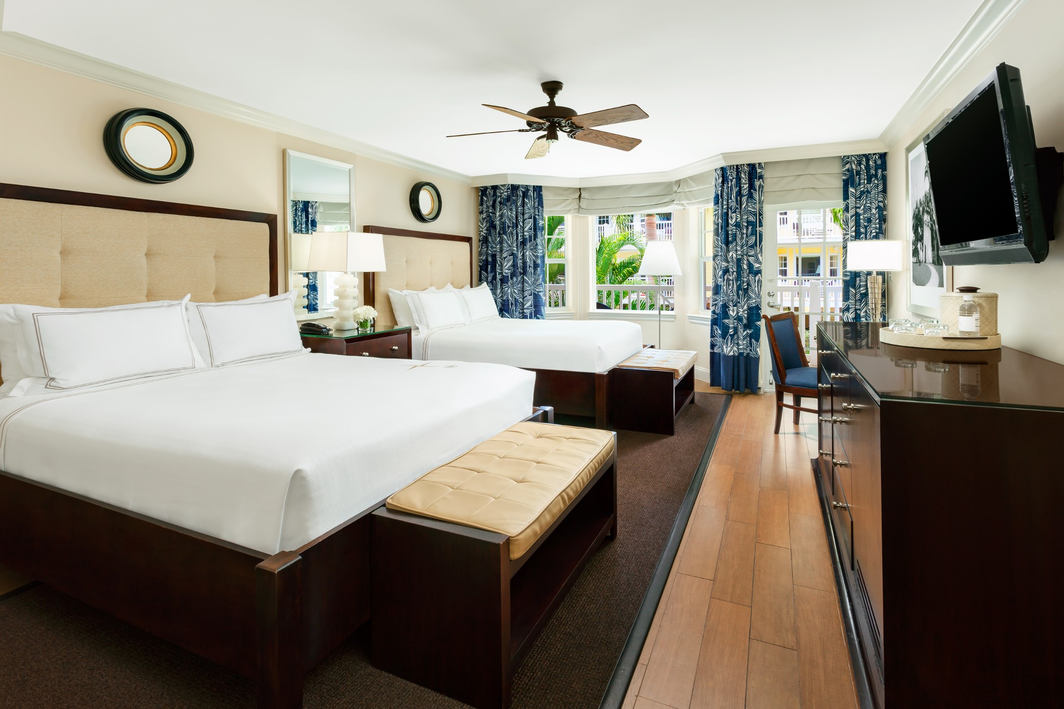 Double Deluxe Two Queen Beds