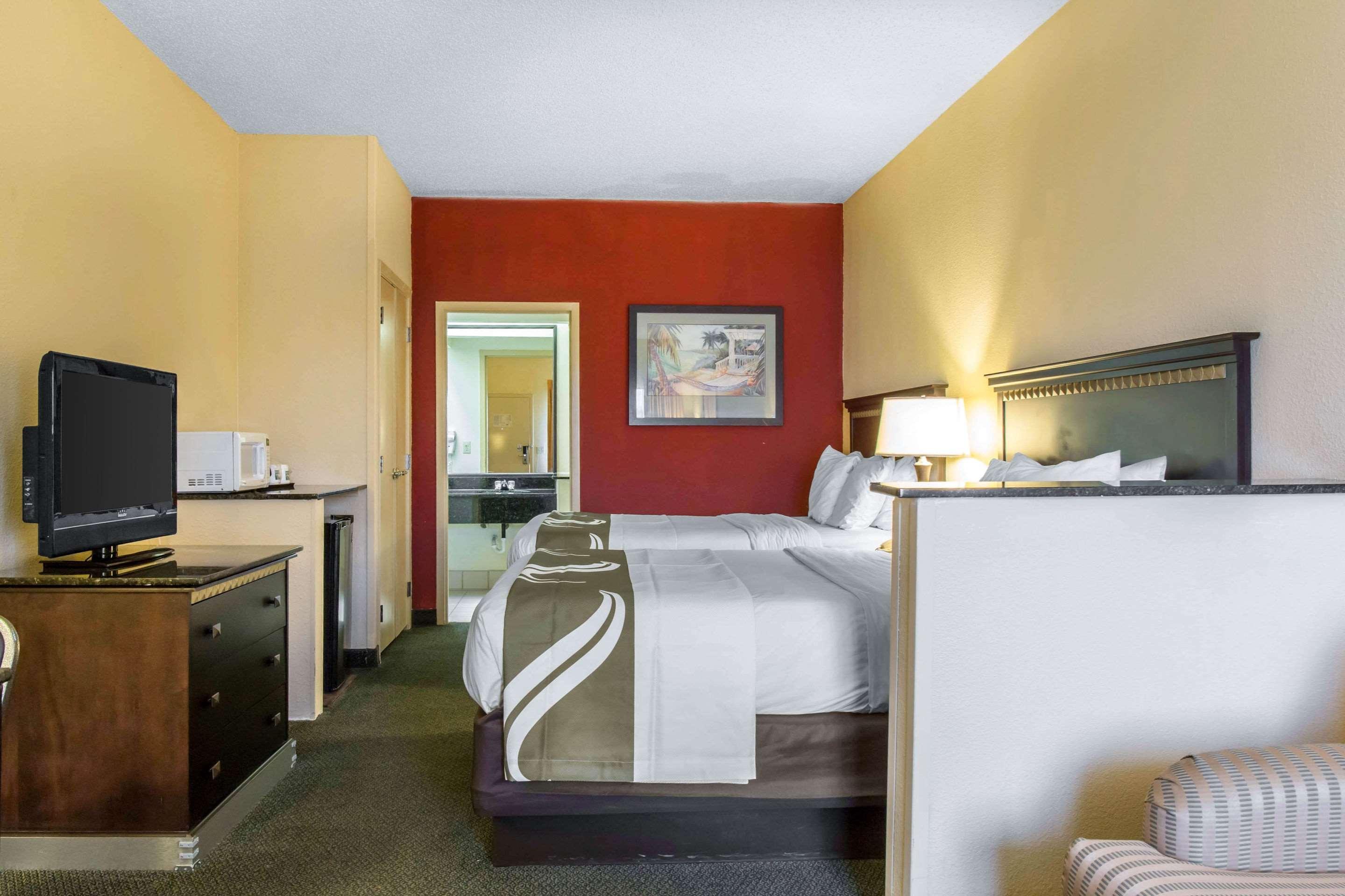 Suite Two Double Beds Non Smoking