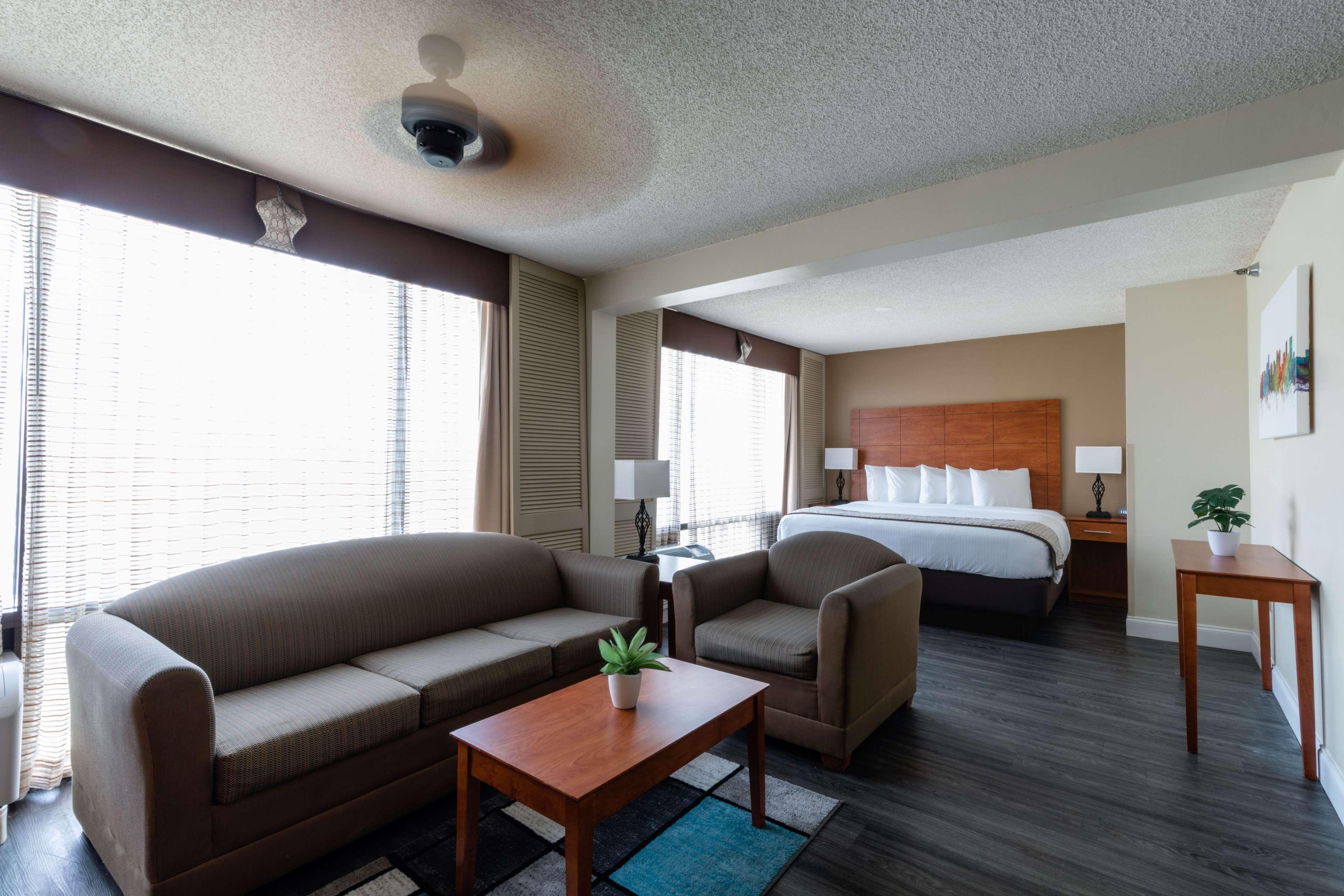 Suite King Bed Non Smoking