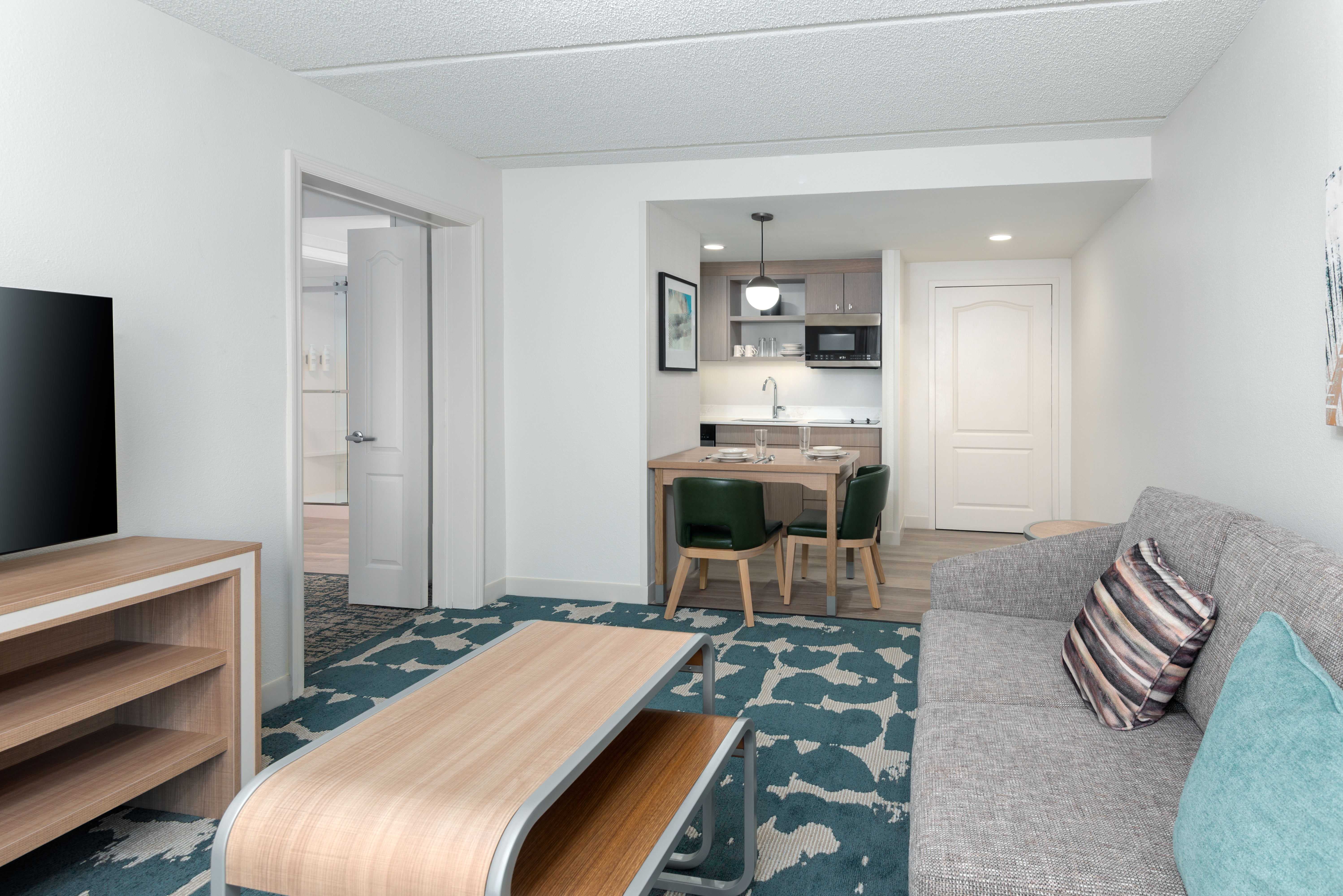 Suite Two Queen Beds One Bedroom