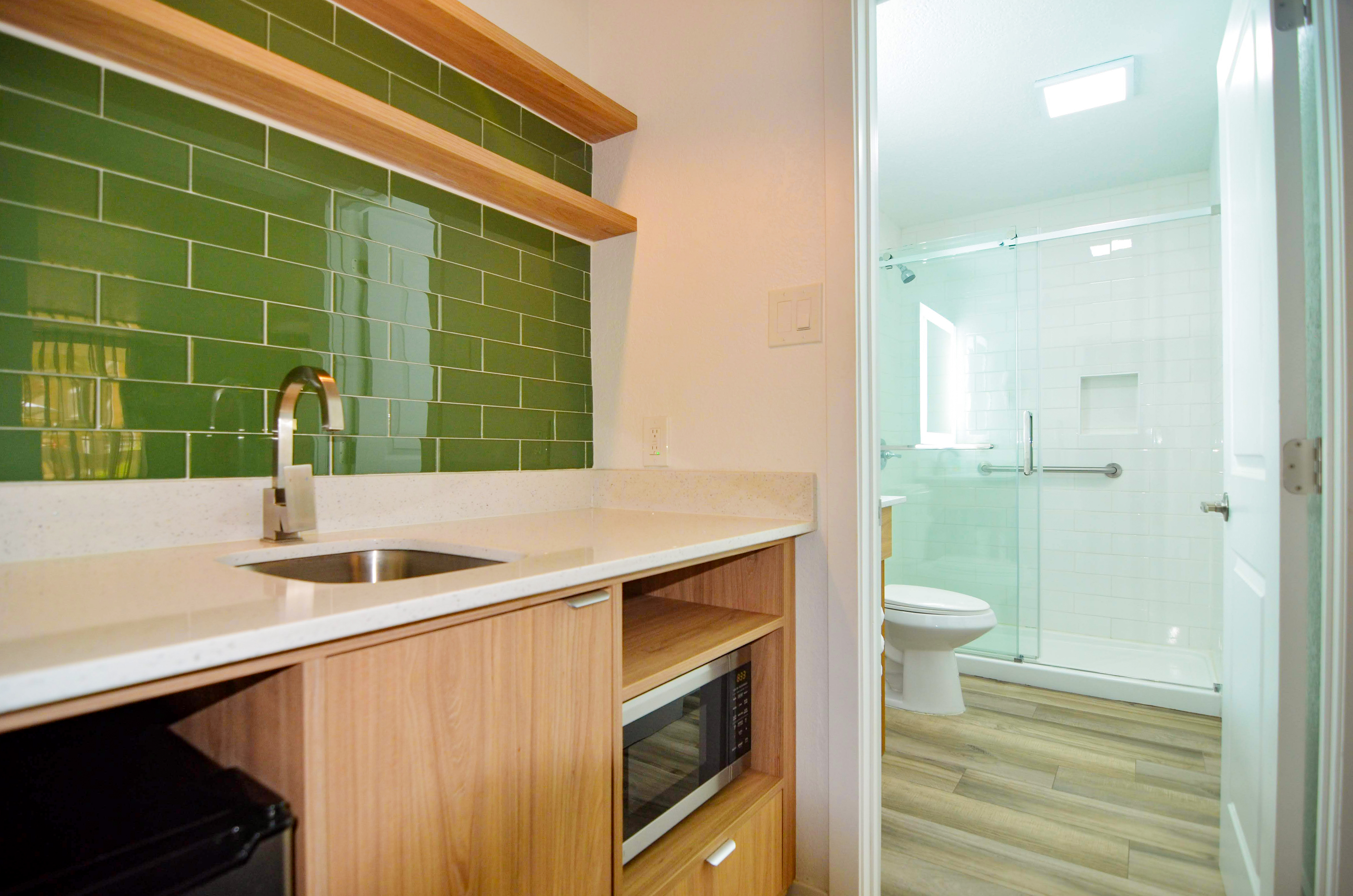 Double King Bed Non Smoking