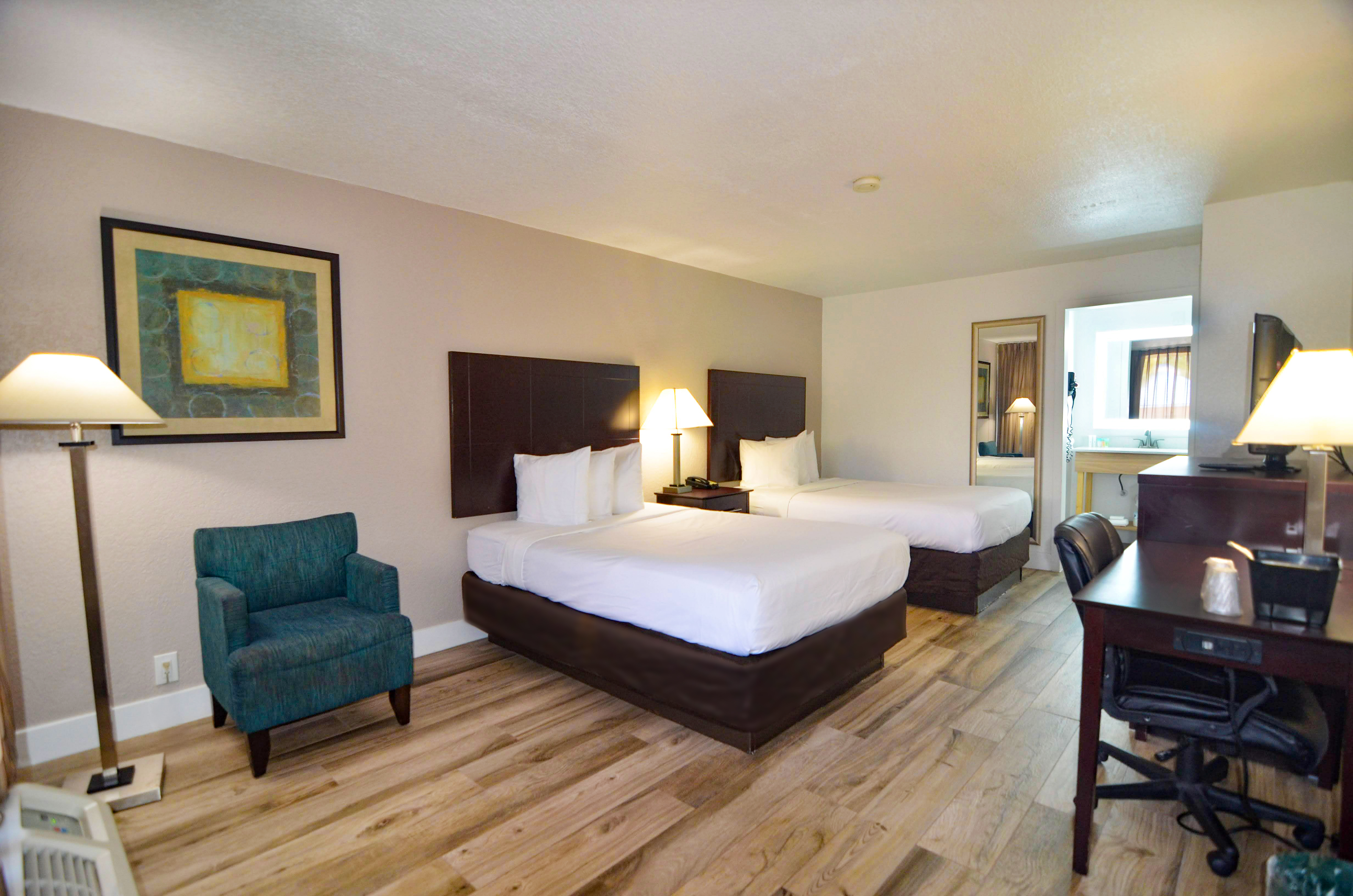 Double Two Double Beds Non Smoking