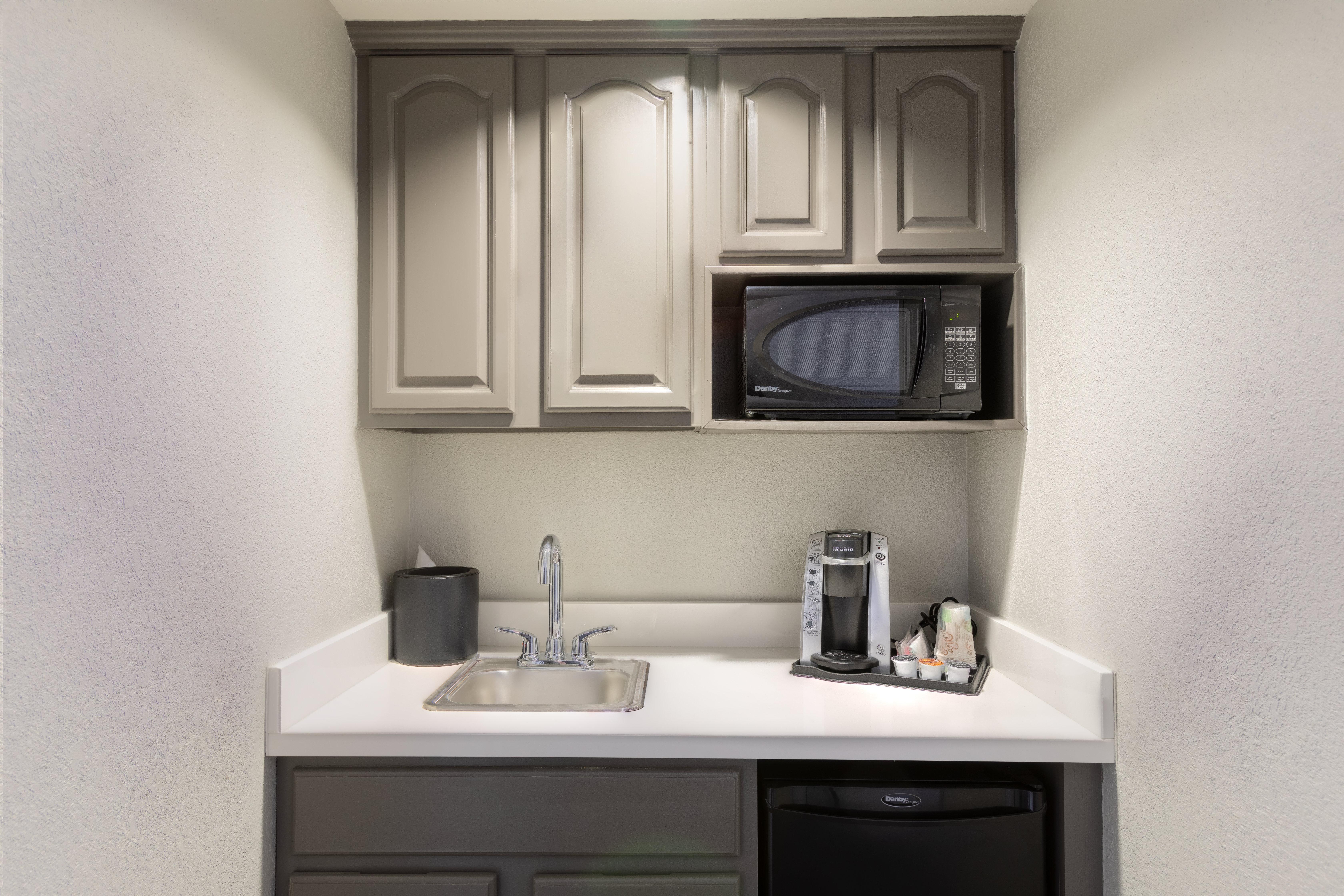 Suite Queen Size Bed