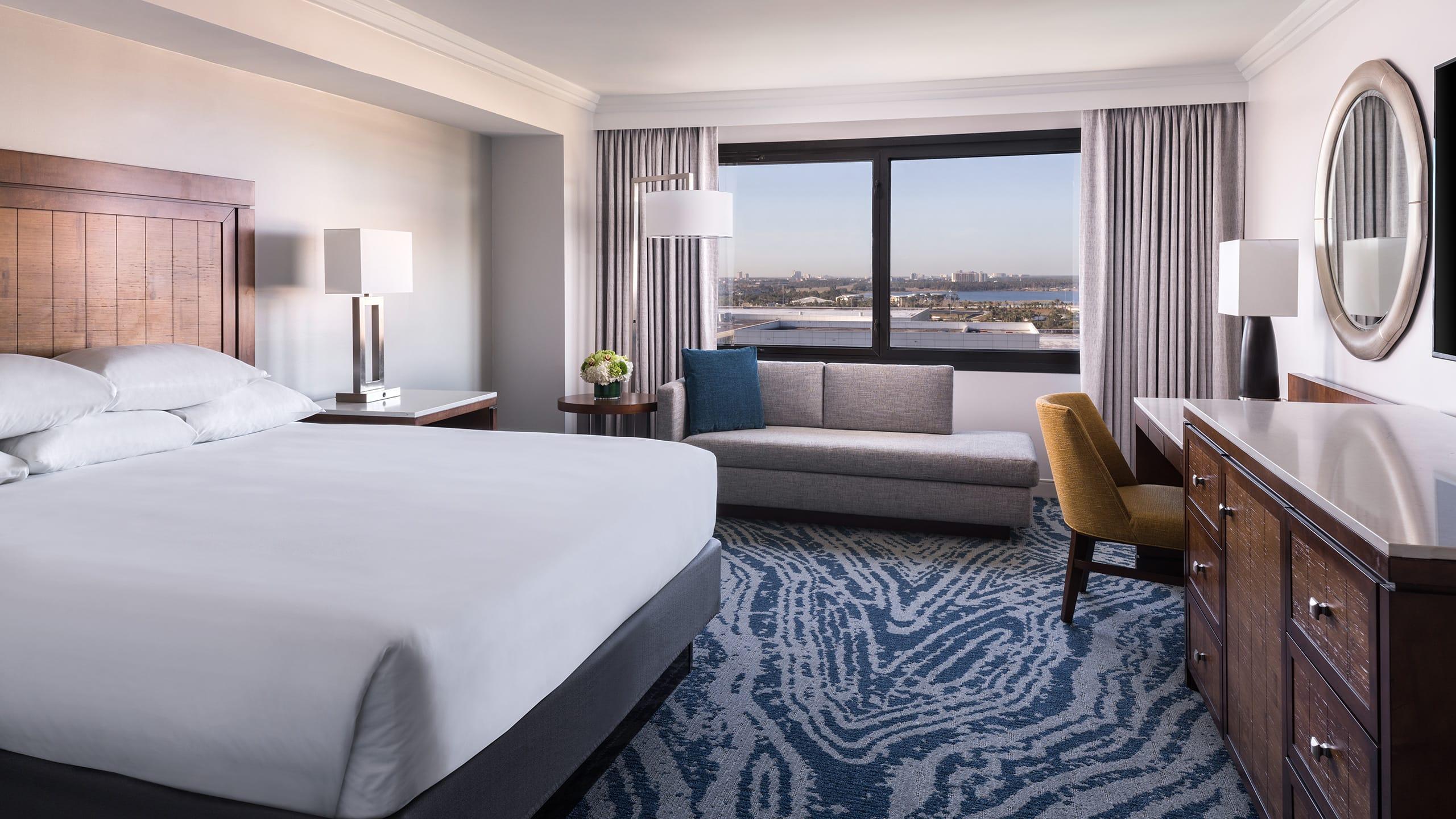 Double Club King Bed