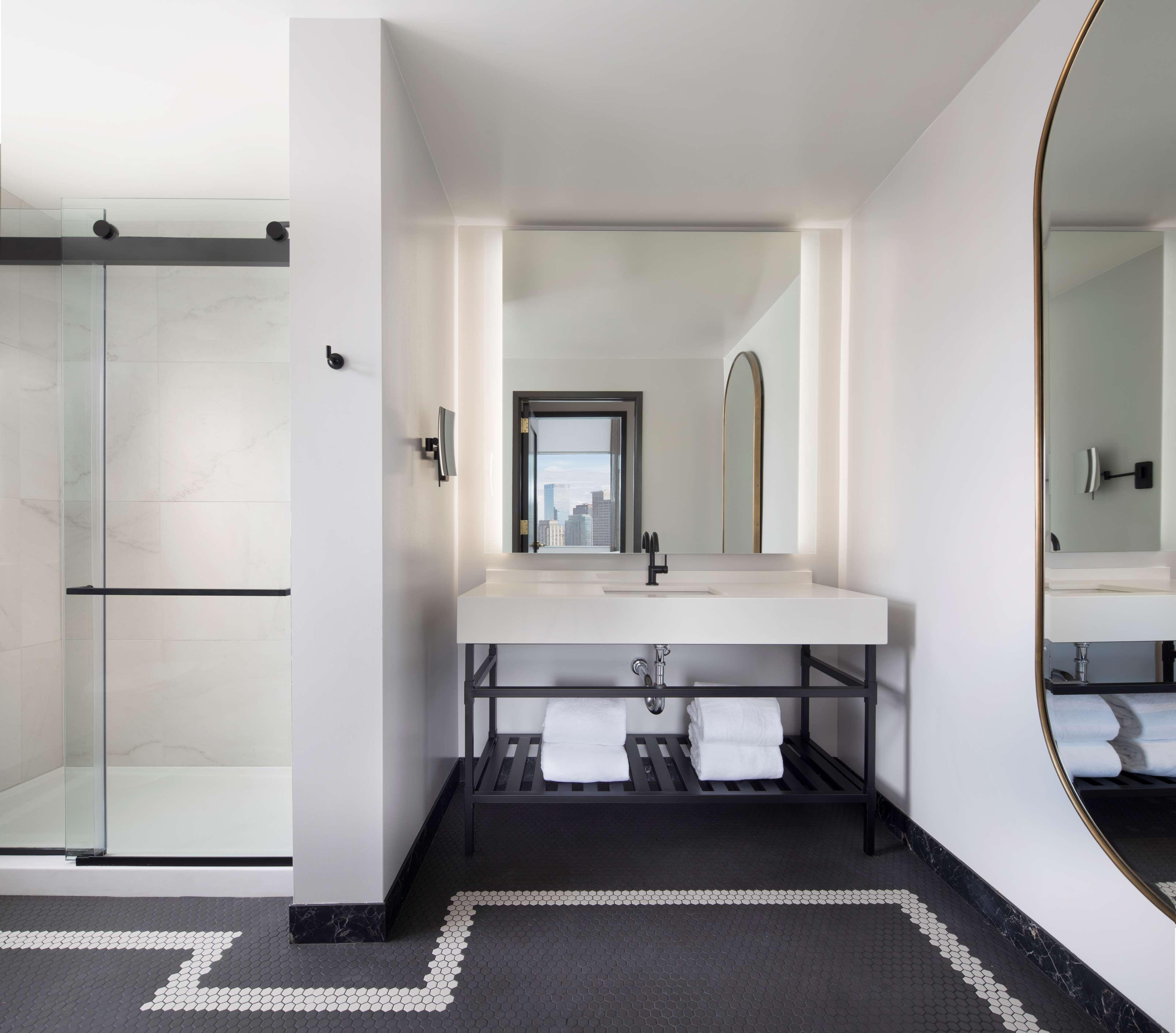 Double City View King Bed