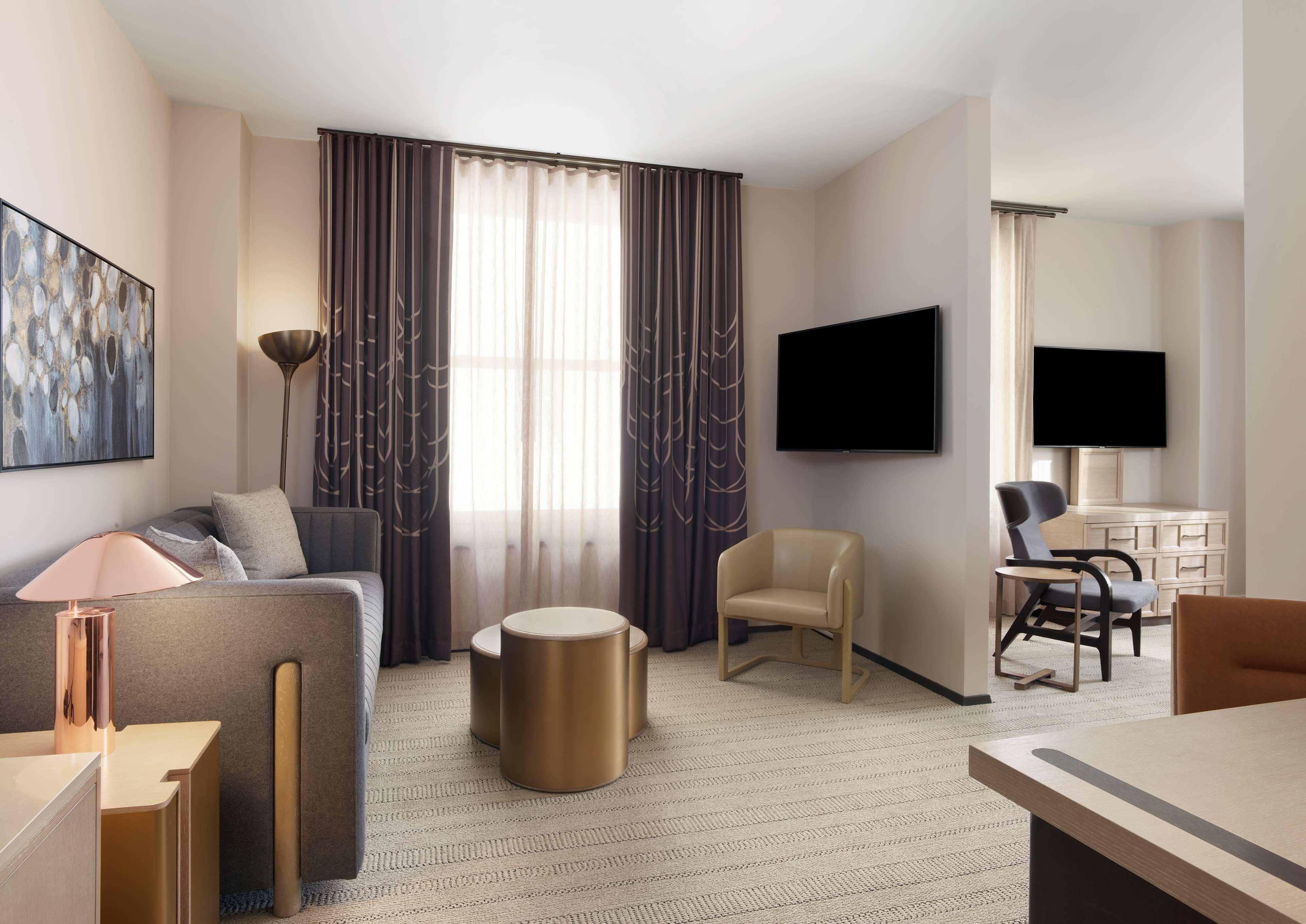 Junior Suite King Size Bed