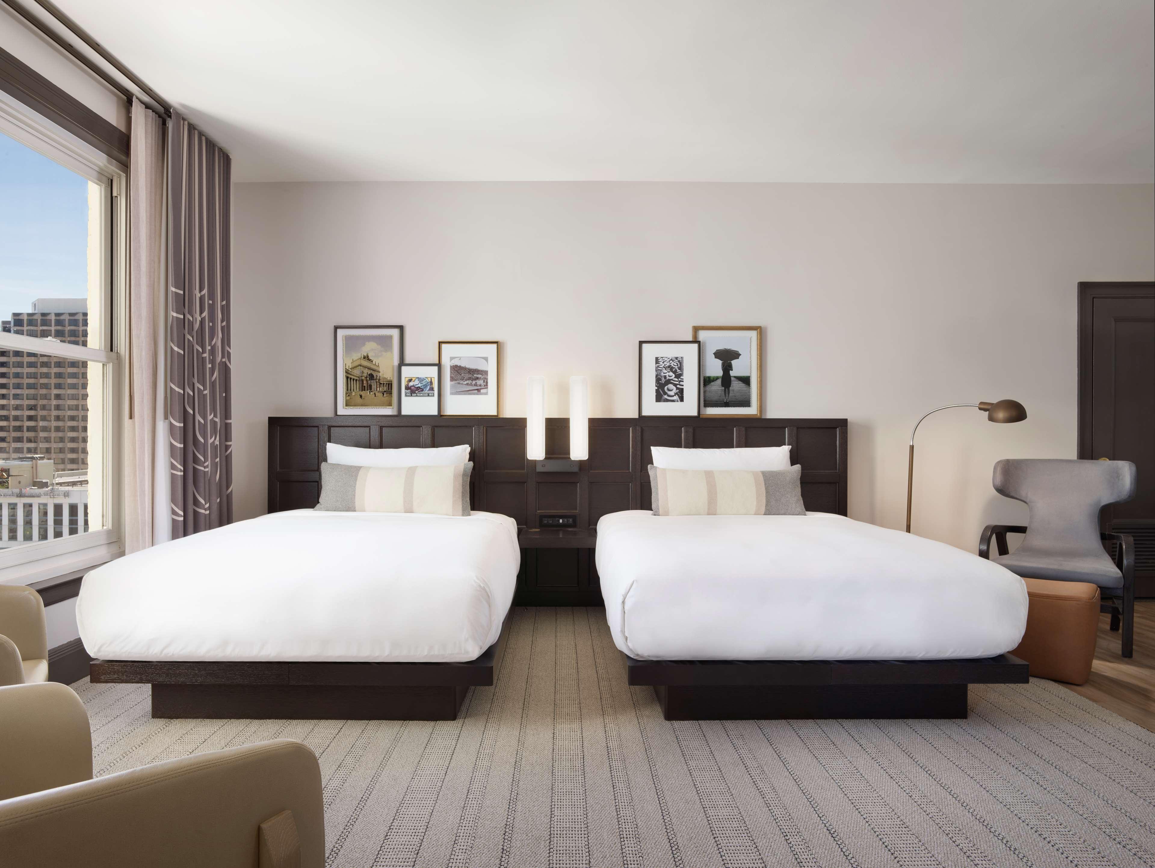 Room Executive Two Queen Beds