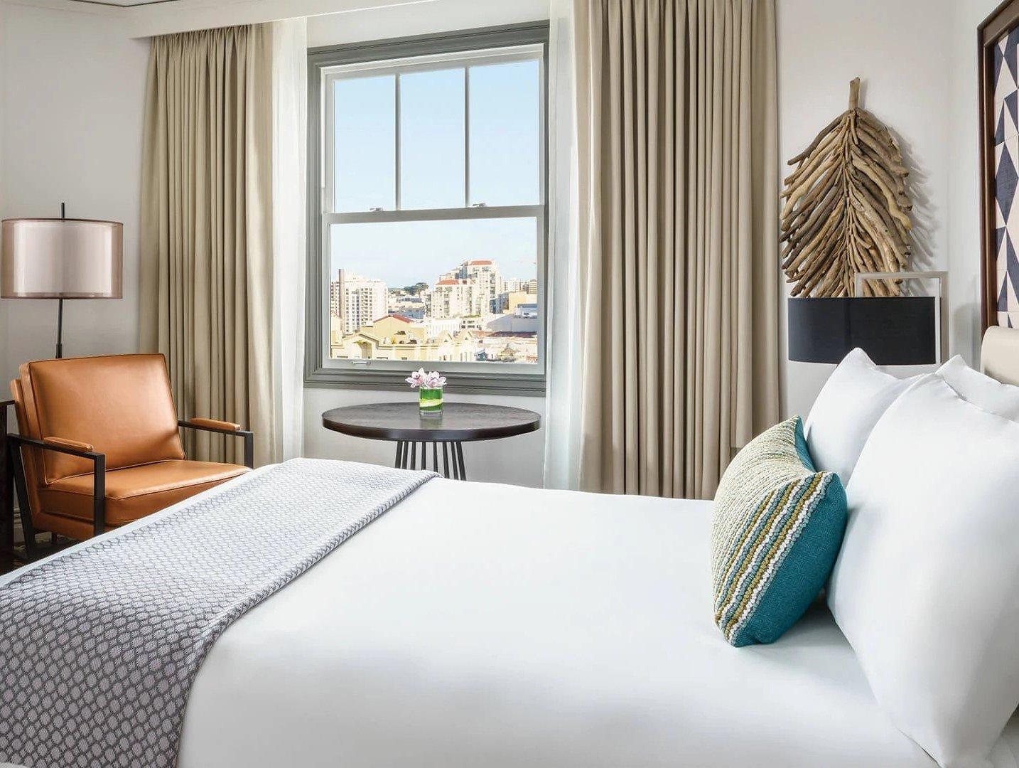 Double City View Queen Bed