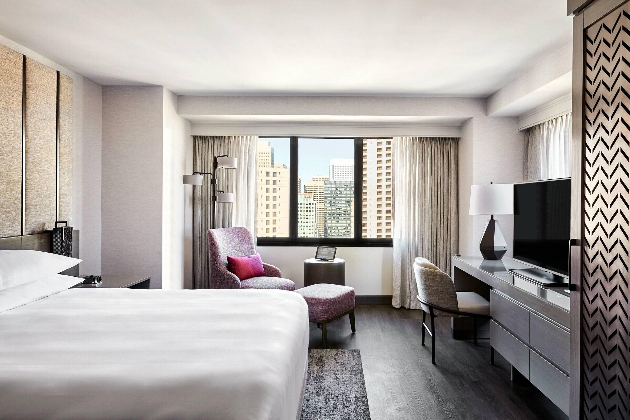 Junior Suite City View King Bed