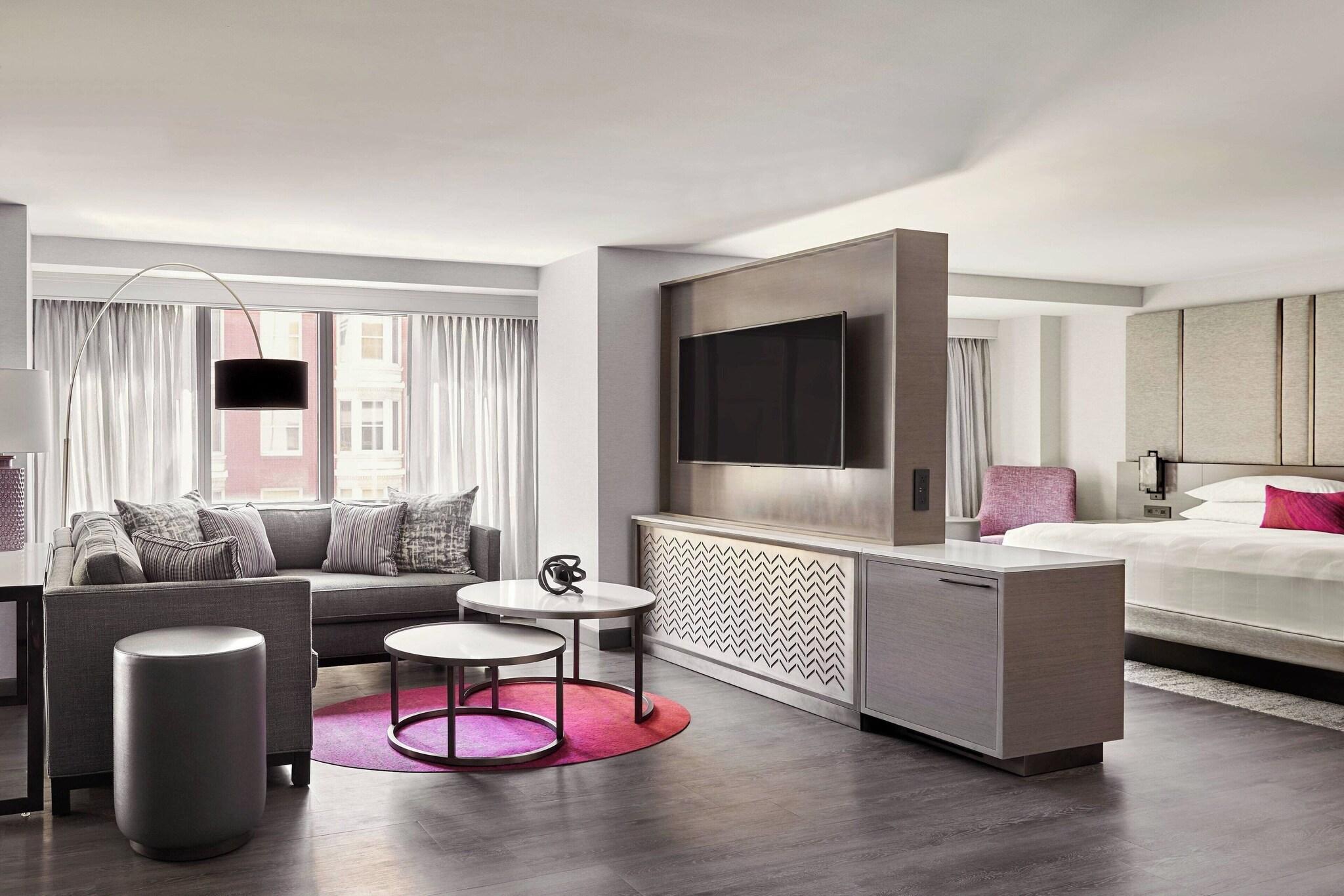 Studio King Size Bed