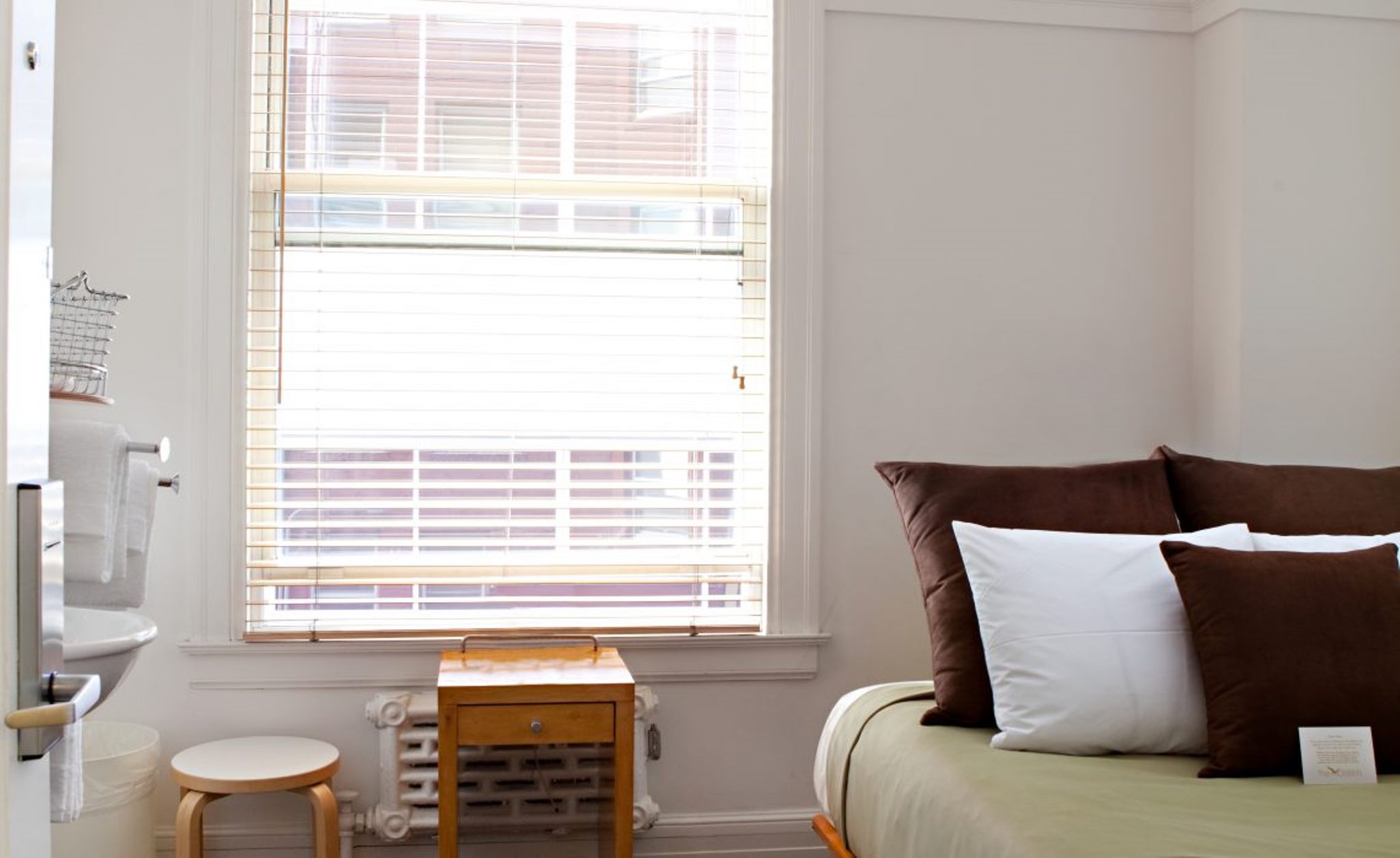 Single with Shared Bathroom