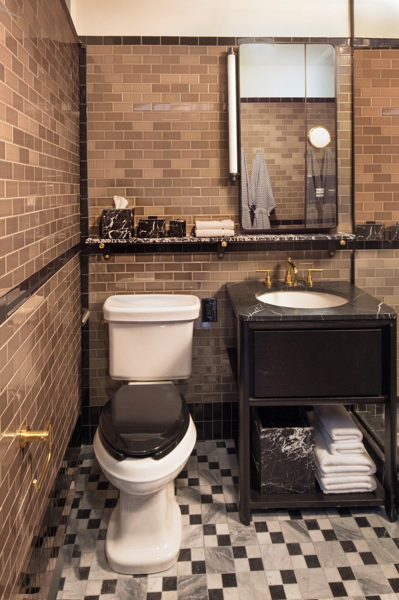 Double Deluxe City View