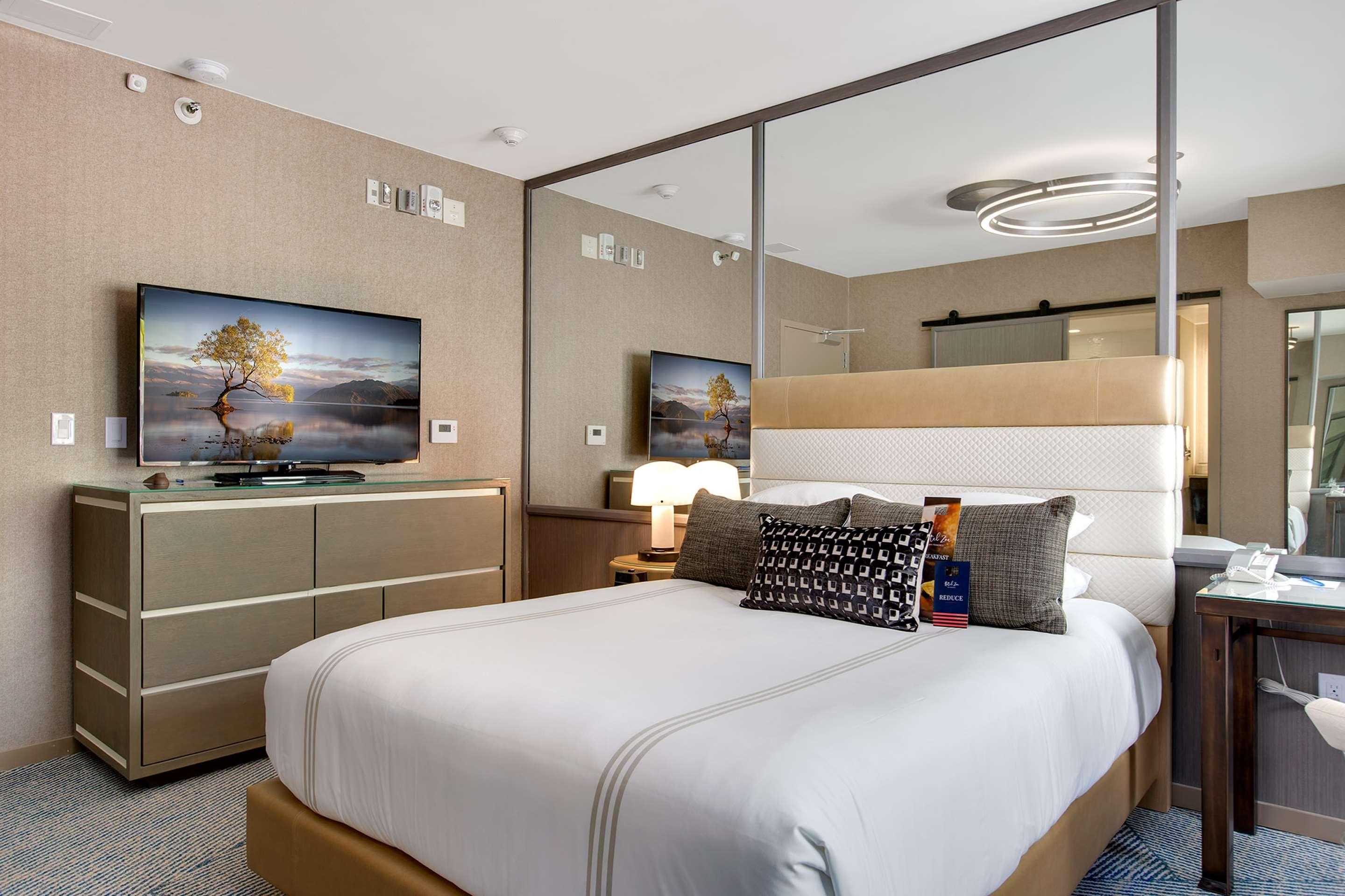 Double Queen Size Bed