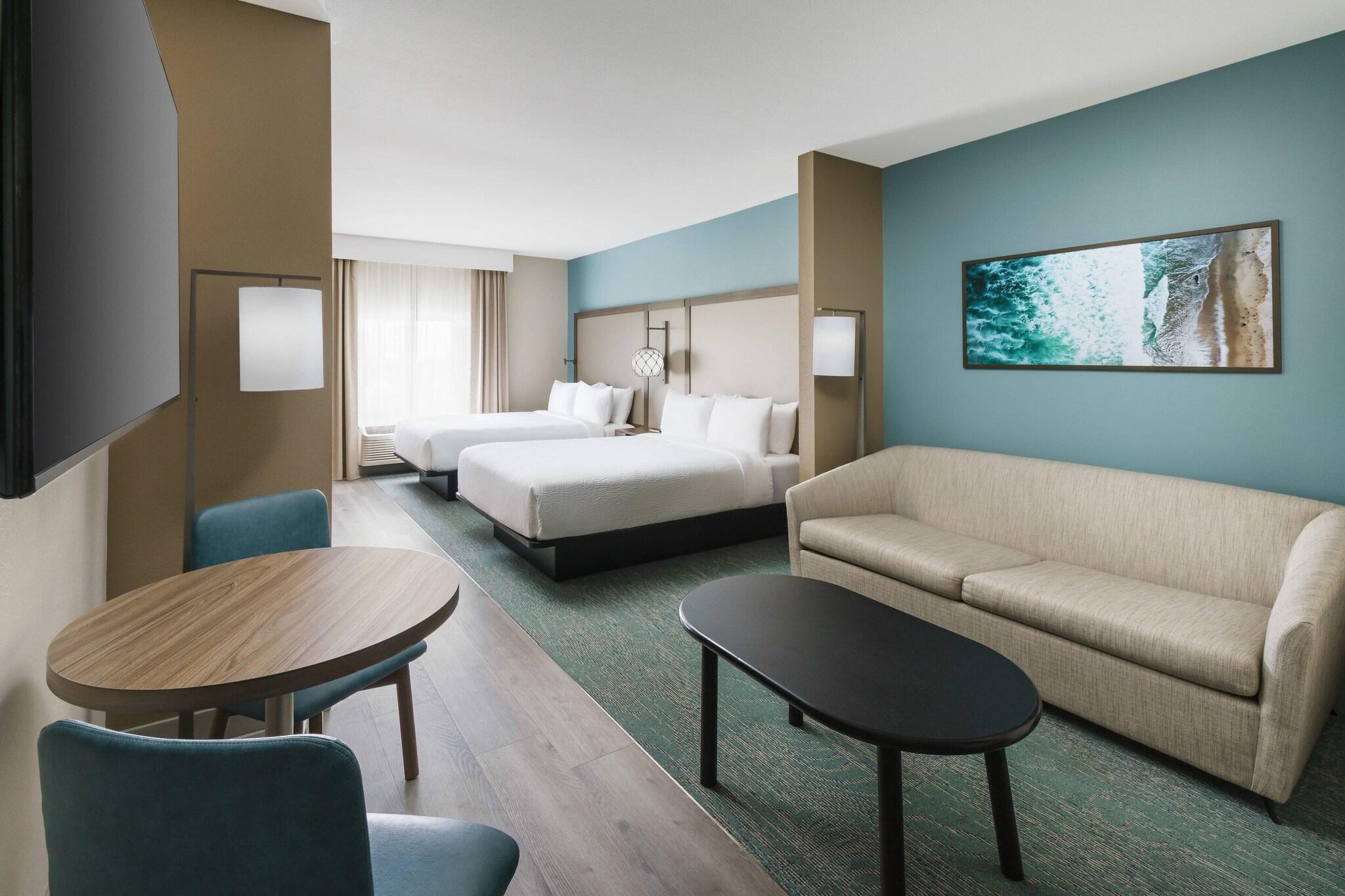 Suite Two Queen Beds