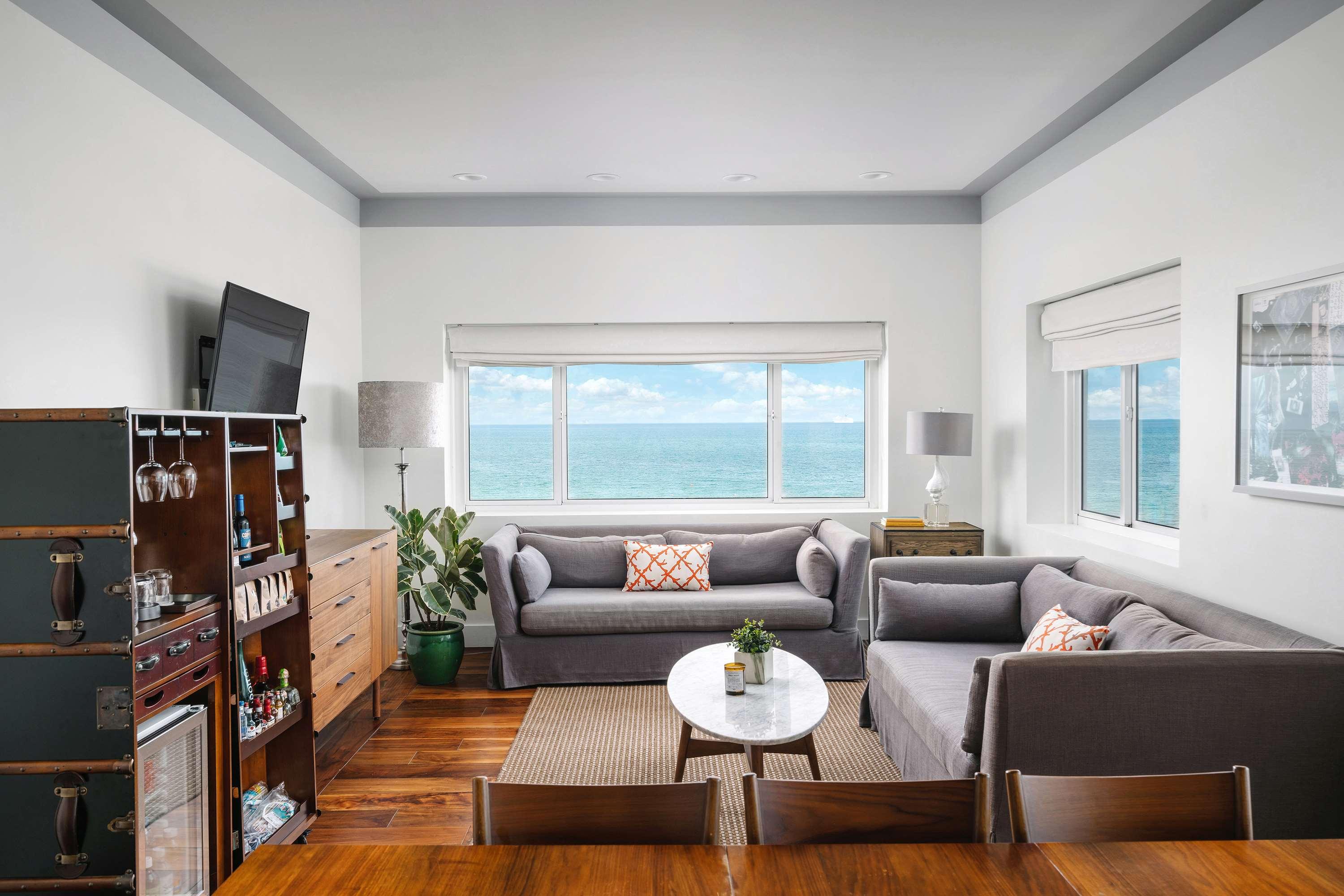 Suite Ocean Front One Bedroom