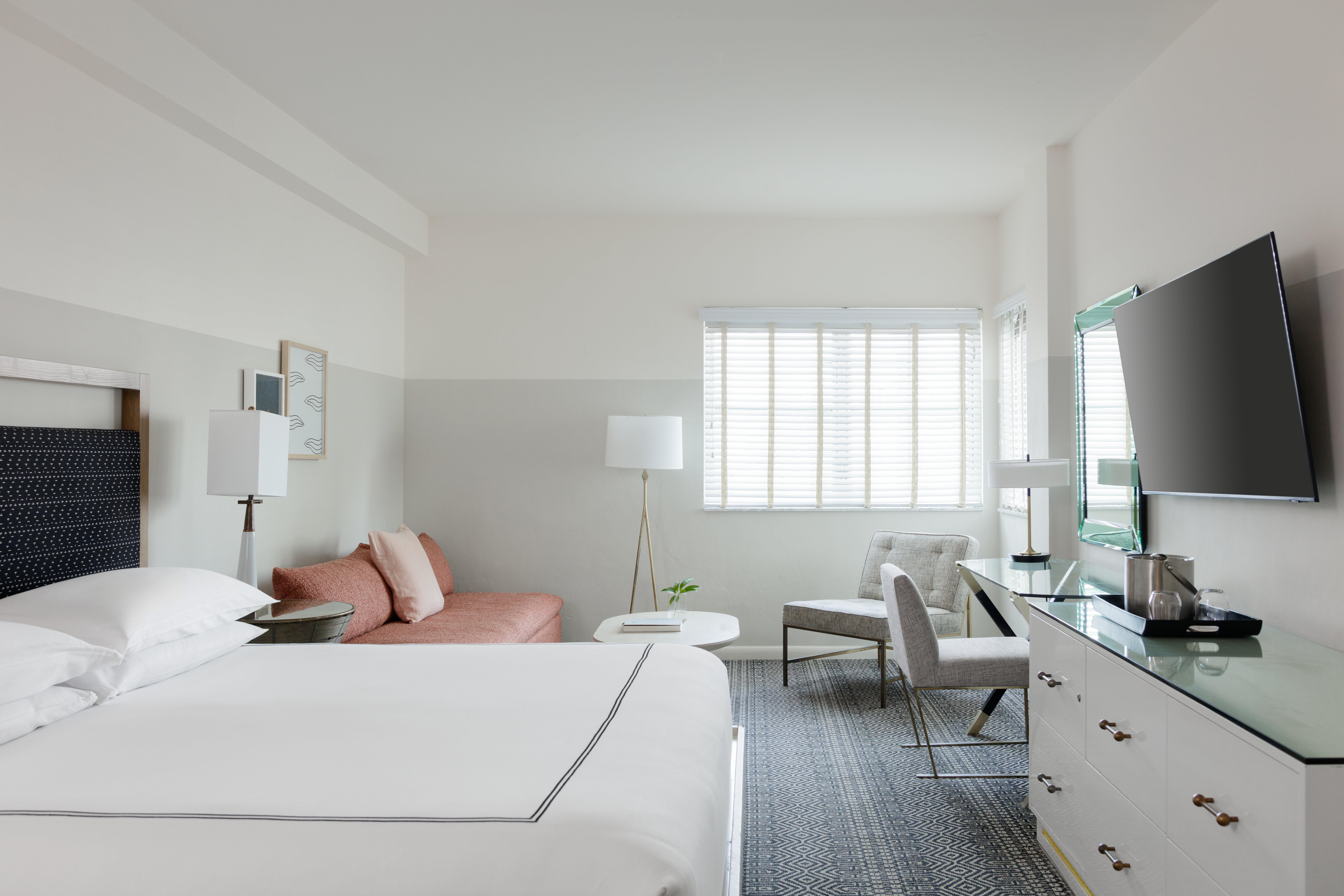 Studio King Size Bed