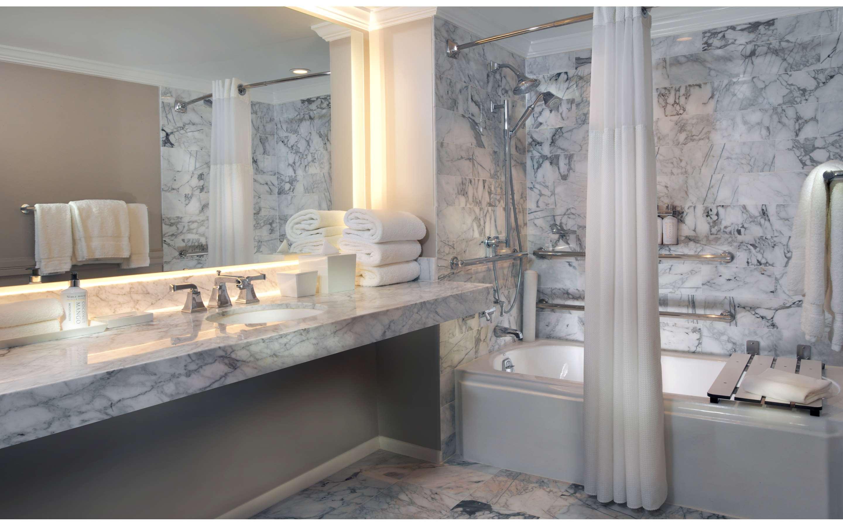 Double Pool View King Bed