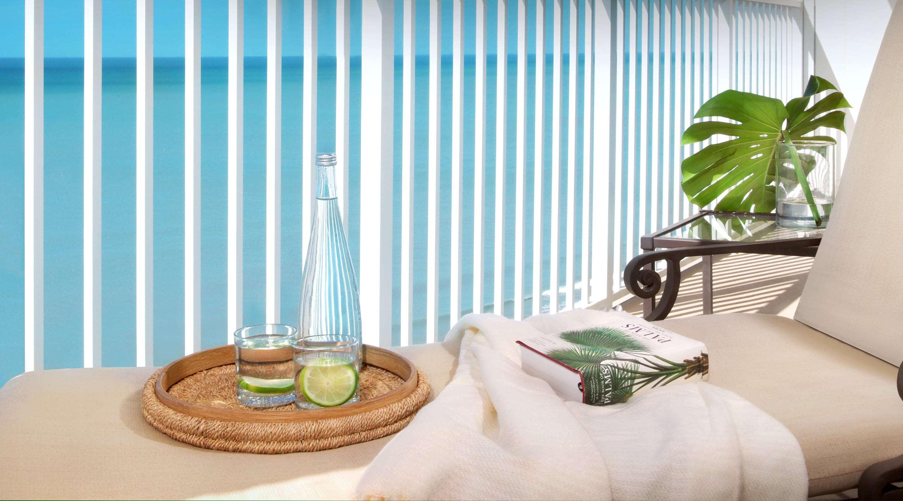 Suite Ocean Front King Bed