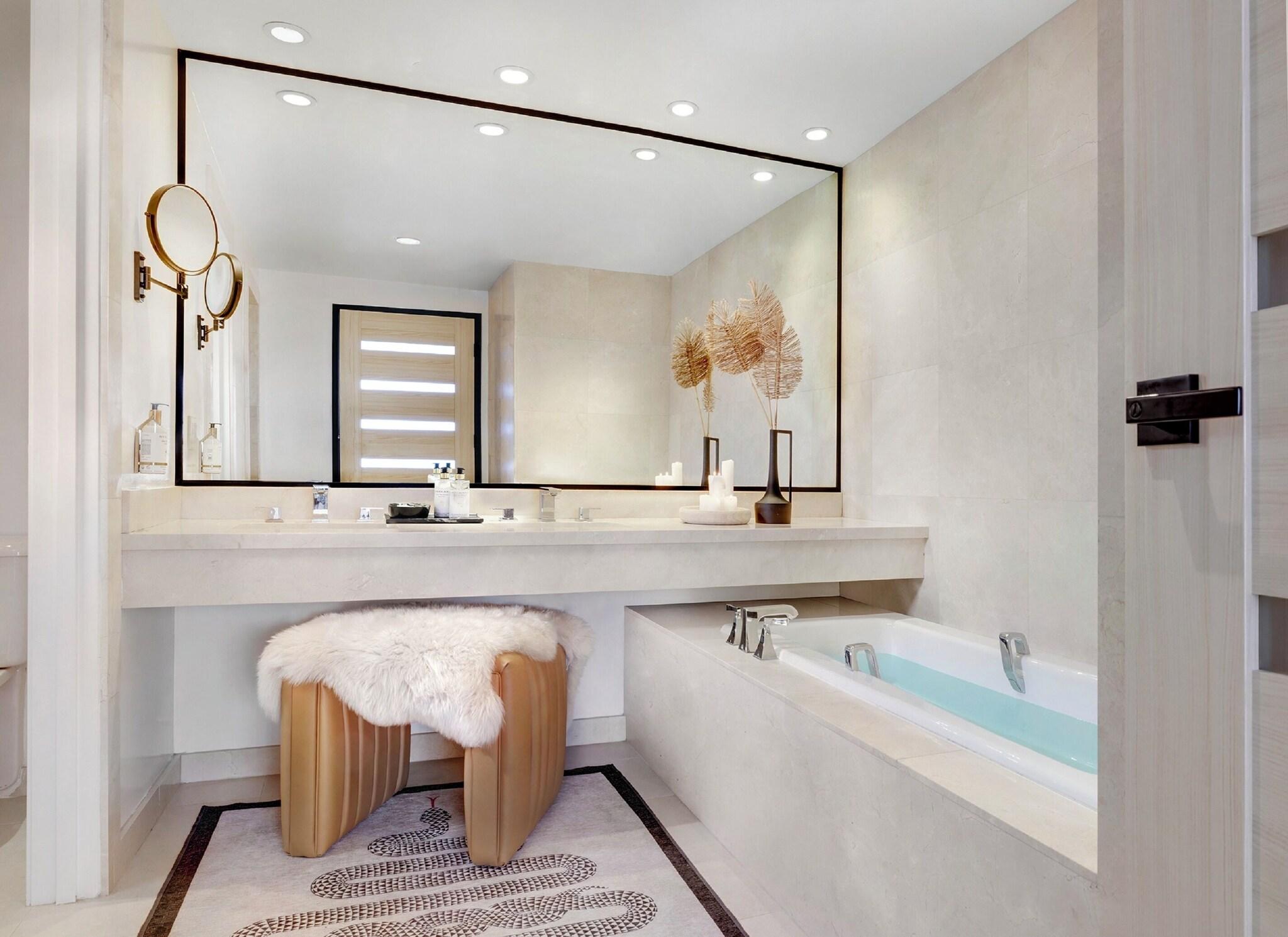 Suite King Bed One Bedroom 