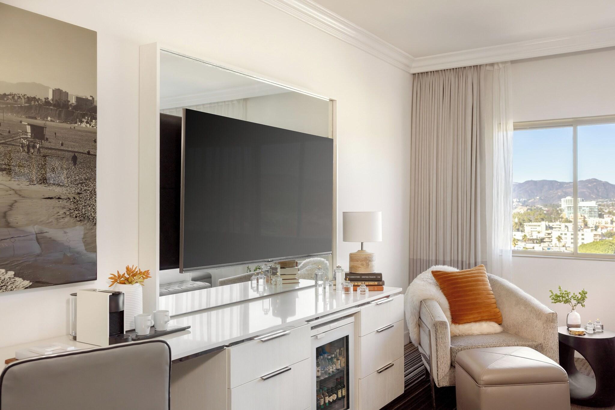 Double Premier King Bed