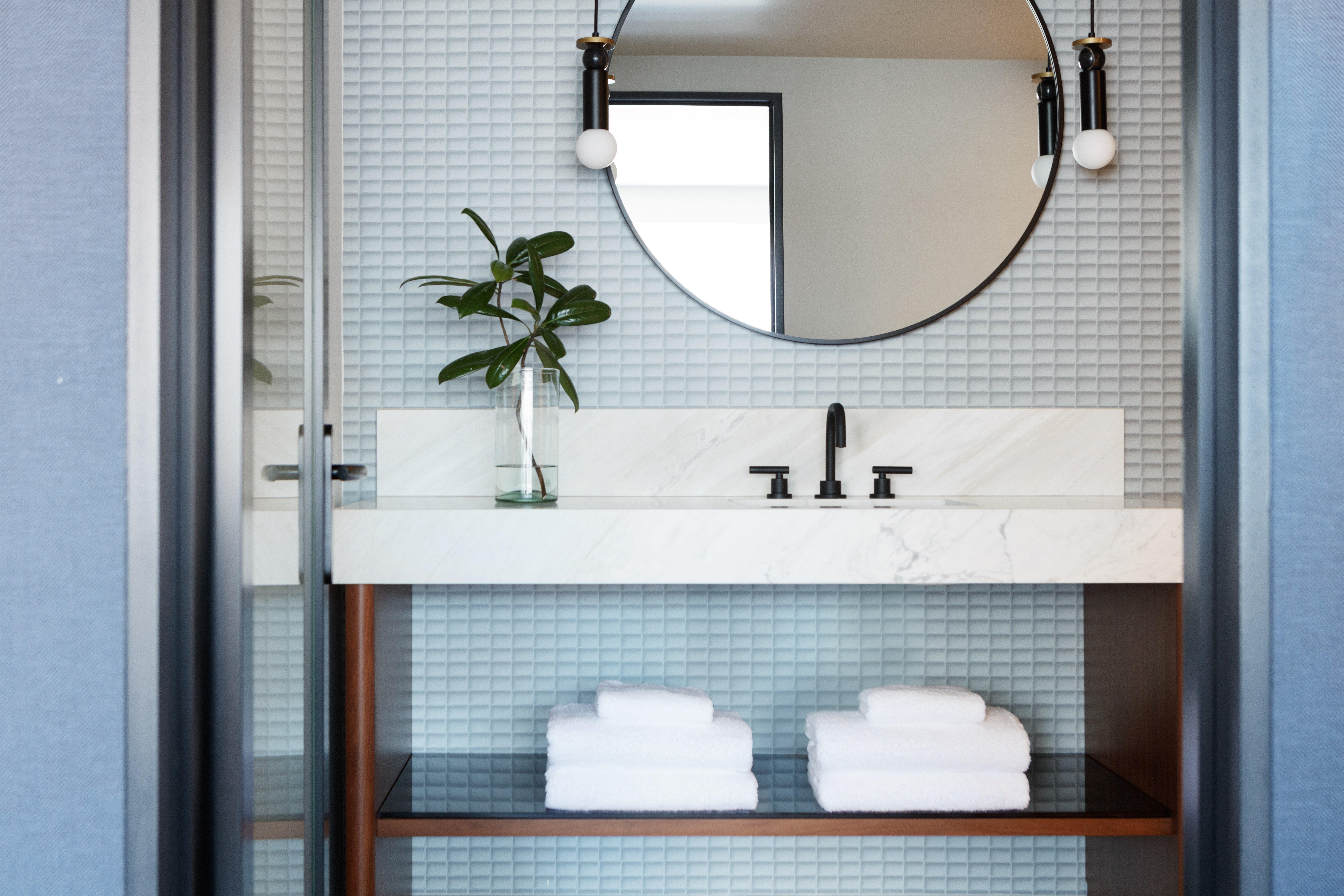 Studio King Size Bed