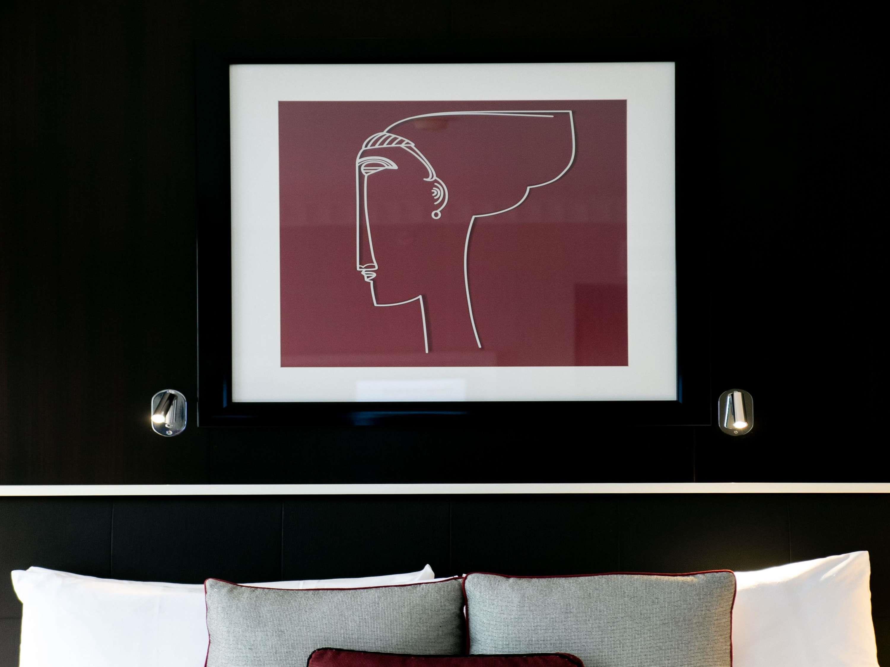 Junior Suite King Size Bed