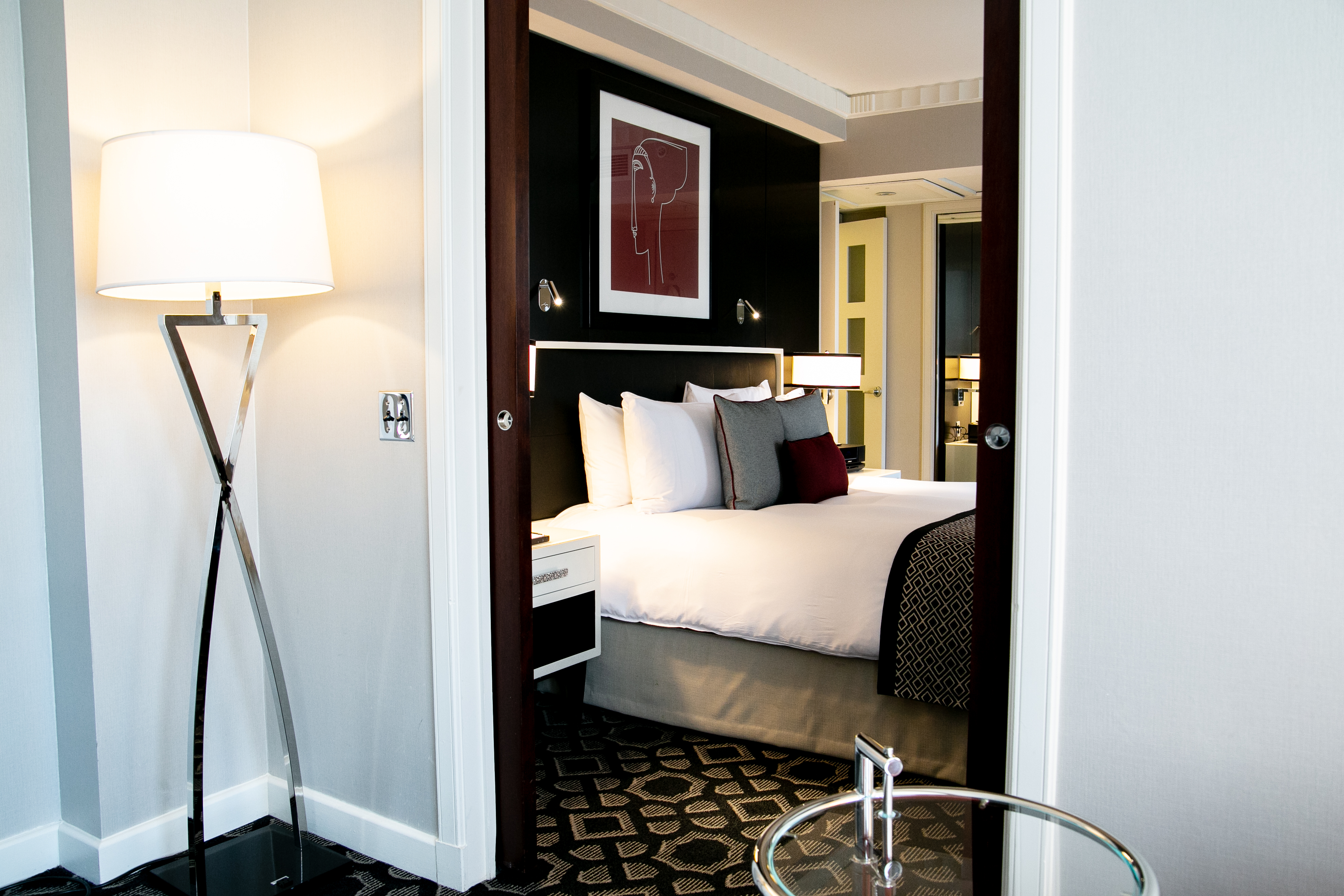 Junior Suite Accessible King Size Bed