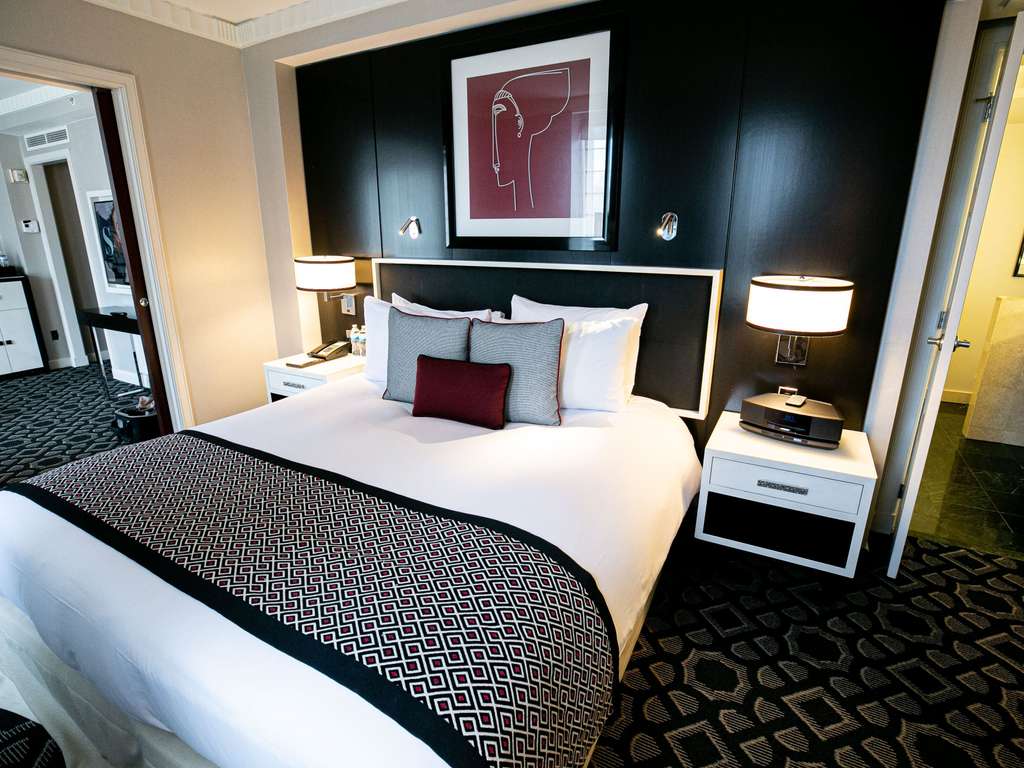 Junior Suite King Size Bed