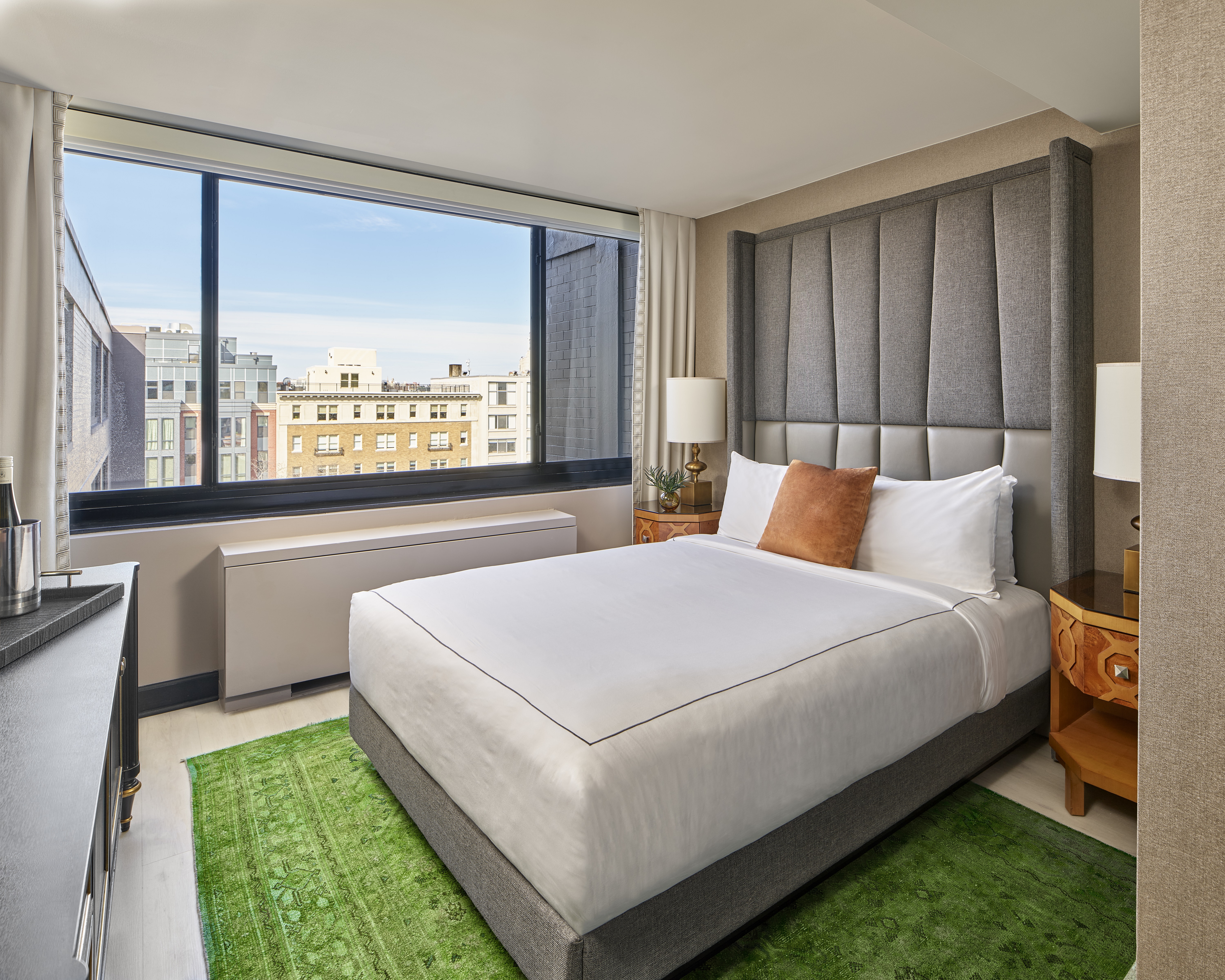 Room Executive Queen Bed